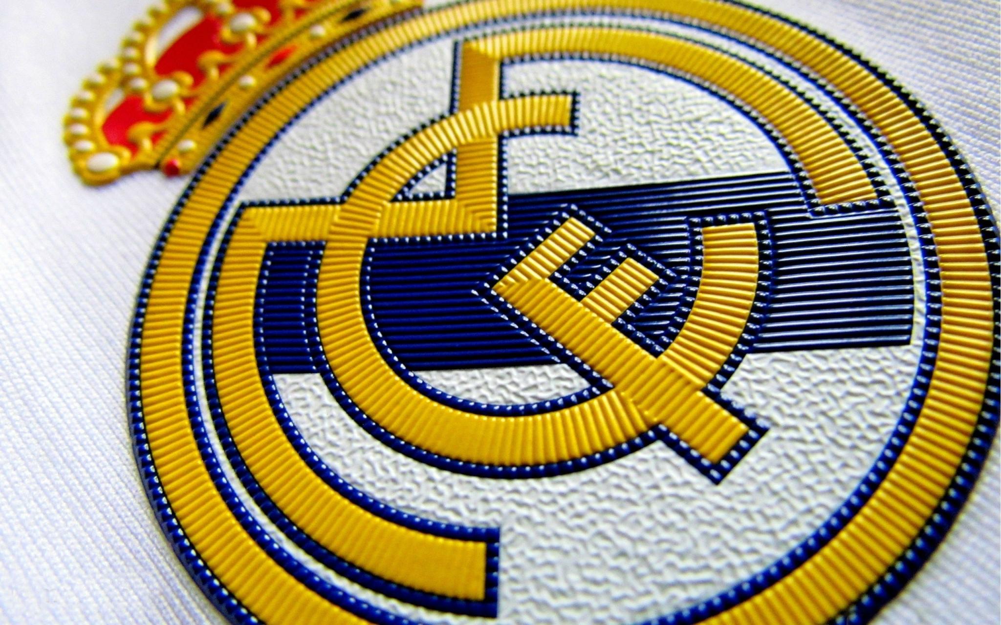 2048x1280 real madrid wallpaper desktop Gallery HD Wallpaper