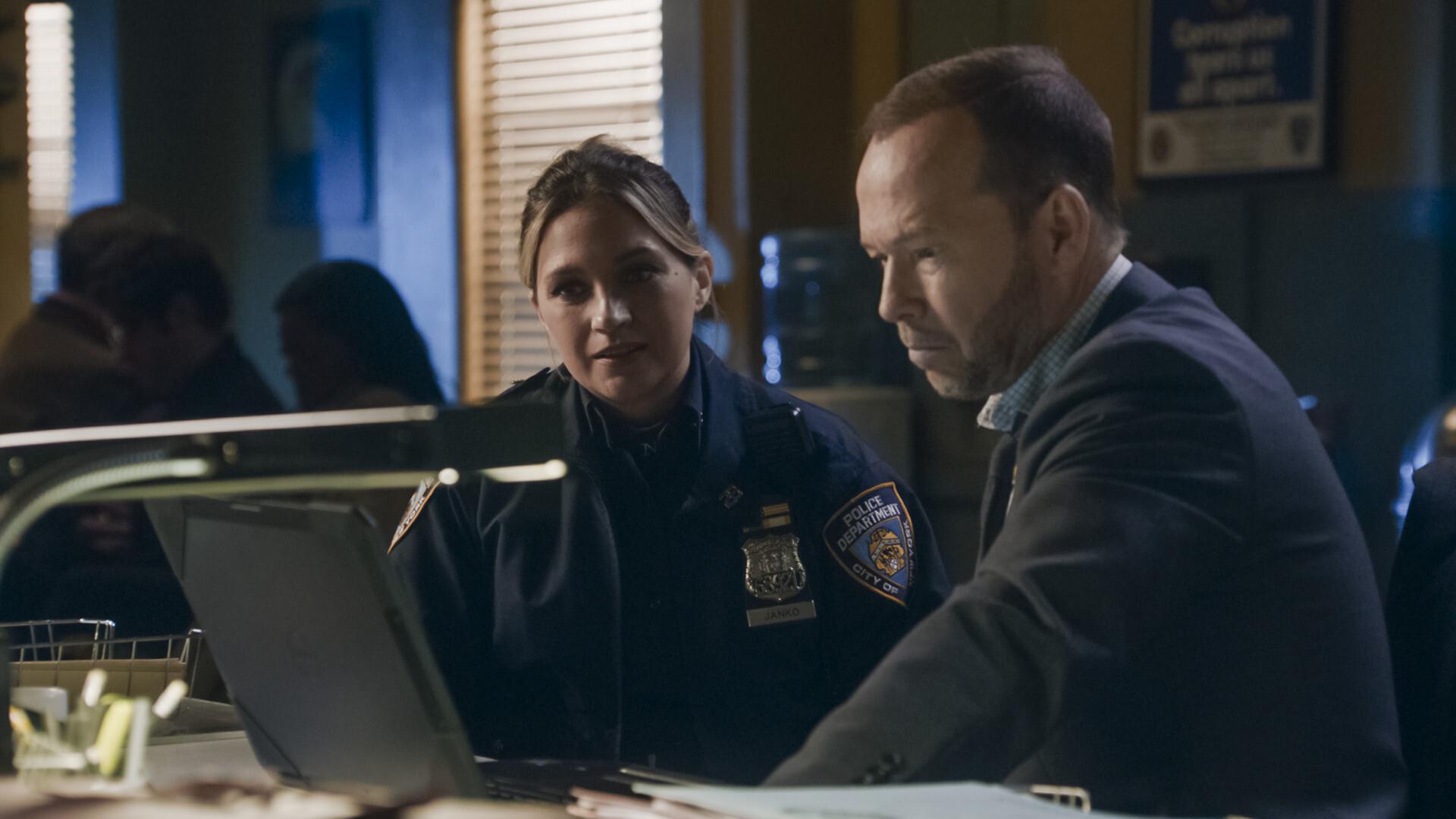 Blue Bloods Wallpapers Top Free Blue Bloods Backgrounds WallpaperAccess