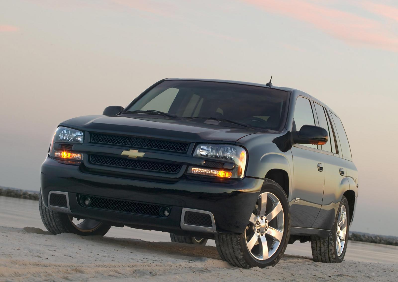1600x1135 Chevrolet Trailblazer Exterior Photo