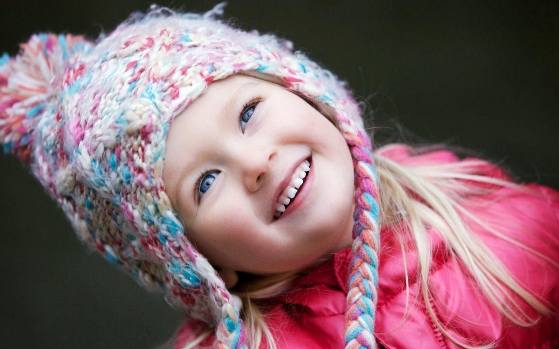 1920x1200 Cute Babies With Smile Wallpaper Picture with HD Wallpaper px 353.29 KB