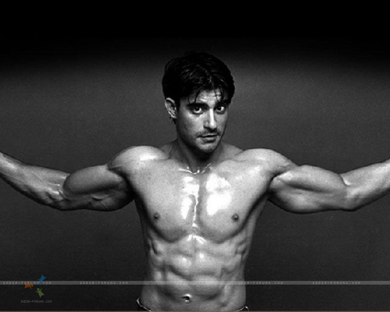 1280x1024 Gautam, The Grown Up Karn On Suryaputra Karn!