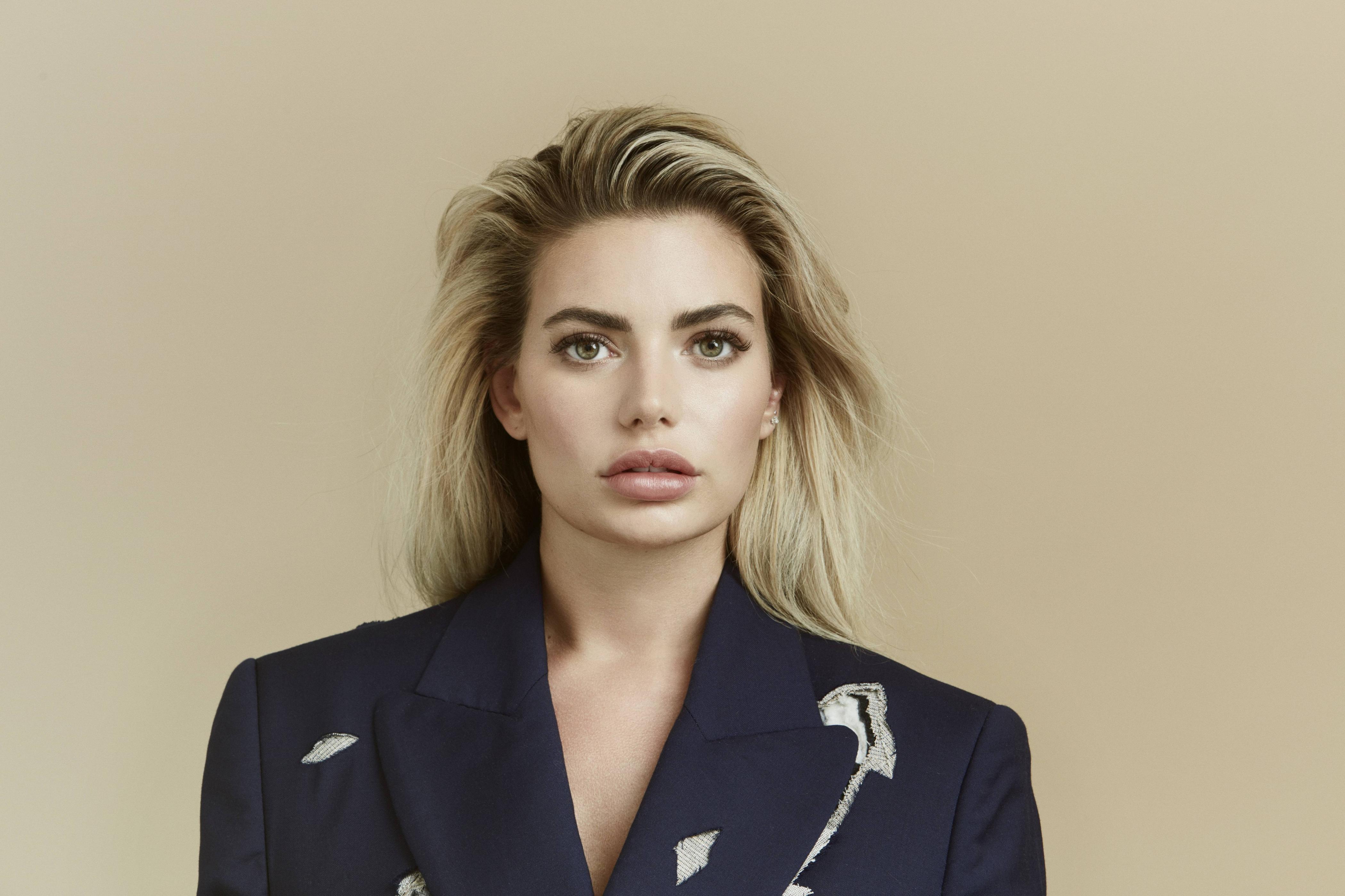 4200x2800 Megan Barton Hanson, HD Girls, 4k Wallpaper, Image, Background, Photo and Picture