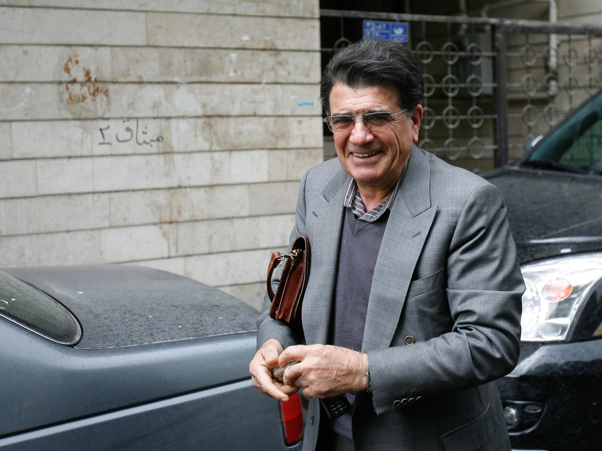 1920x1440 Deep respect': Iranians mourn singer Mohammad Reza Shajarian. Arts and Culture News