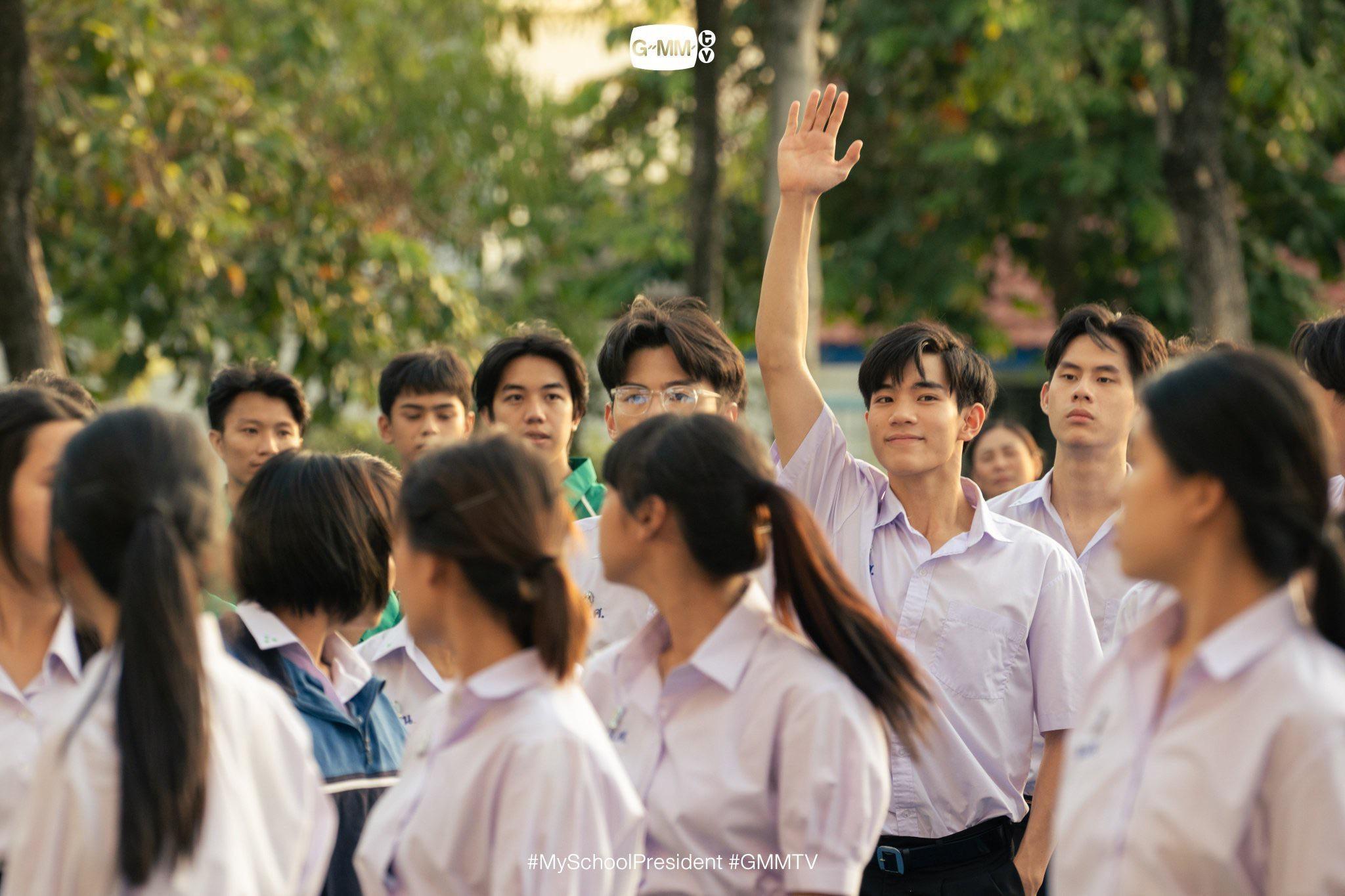 2048x1365 New “My School President” photo released