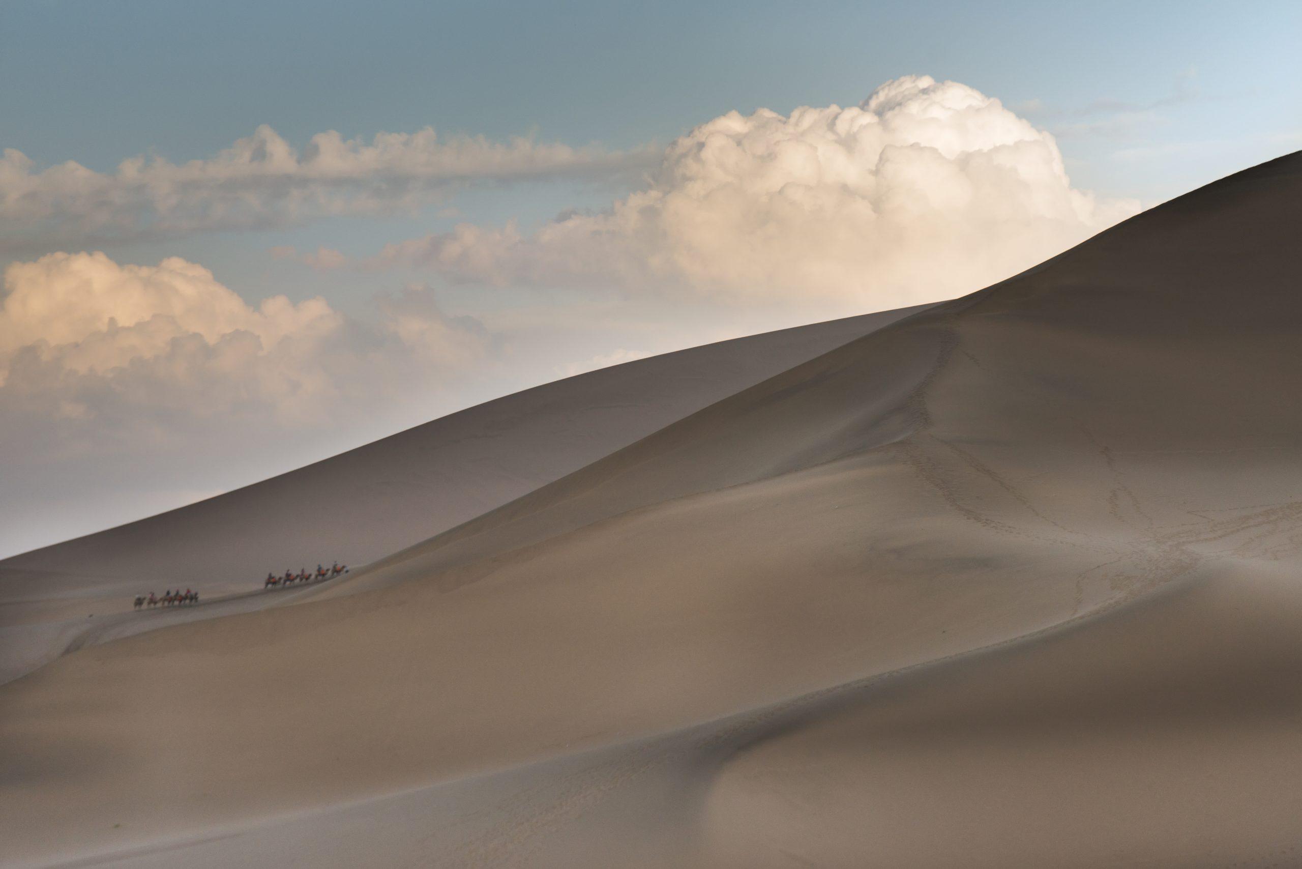 2560x1708 Traveling the Silk Road