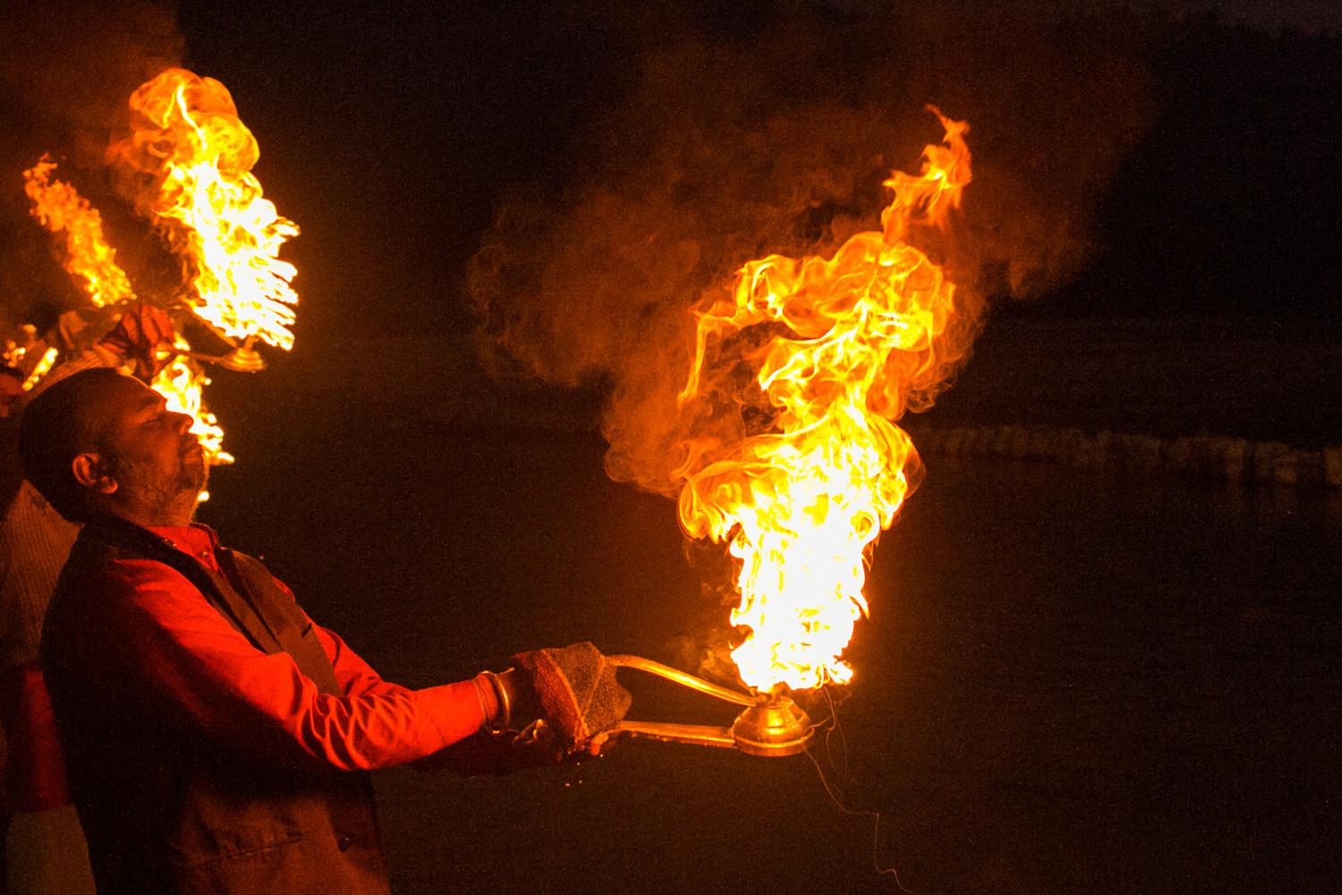 1500x1000 Rishikesh Ganga Aarti Ceremony. Joyelan.com. Tampa Wedding Photographer