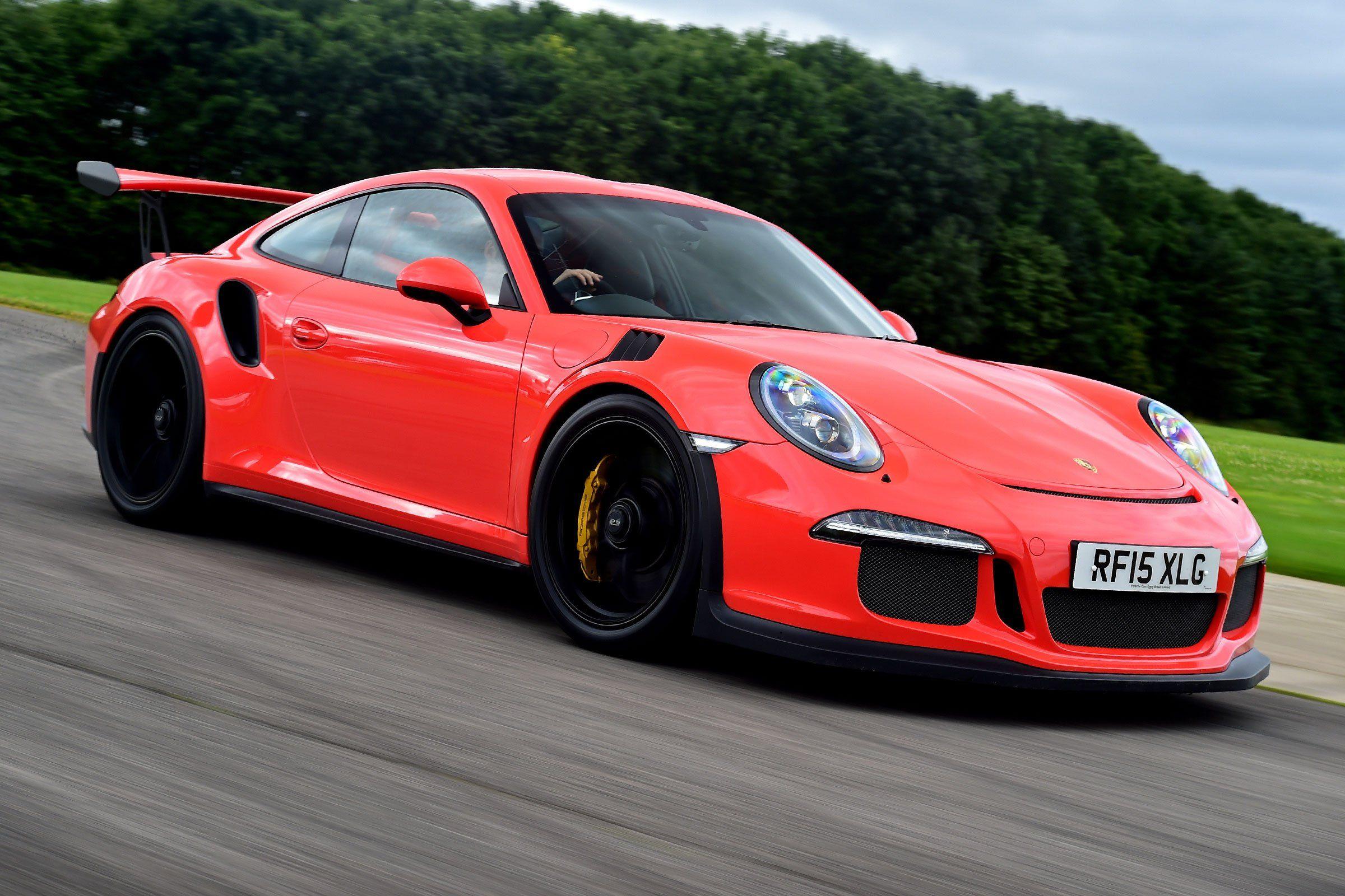 2400x1600 Porsche 911 GT3 R S UK Spec 991 Wallpaperx1600
