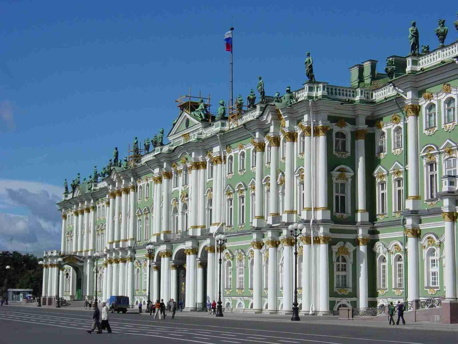 1600x1200 Winter Palace Desktop wallpaper 1600x1200