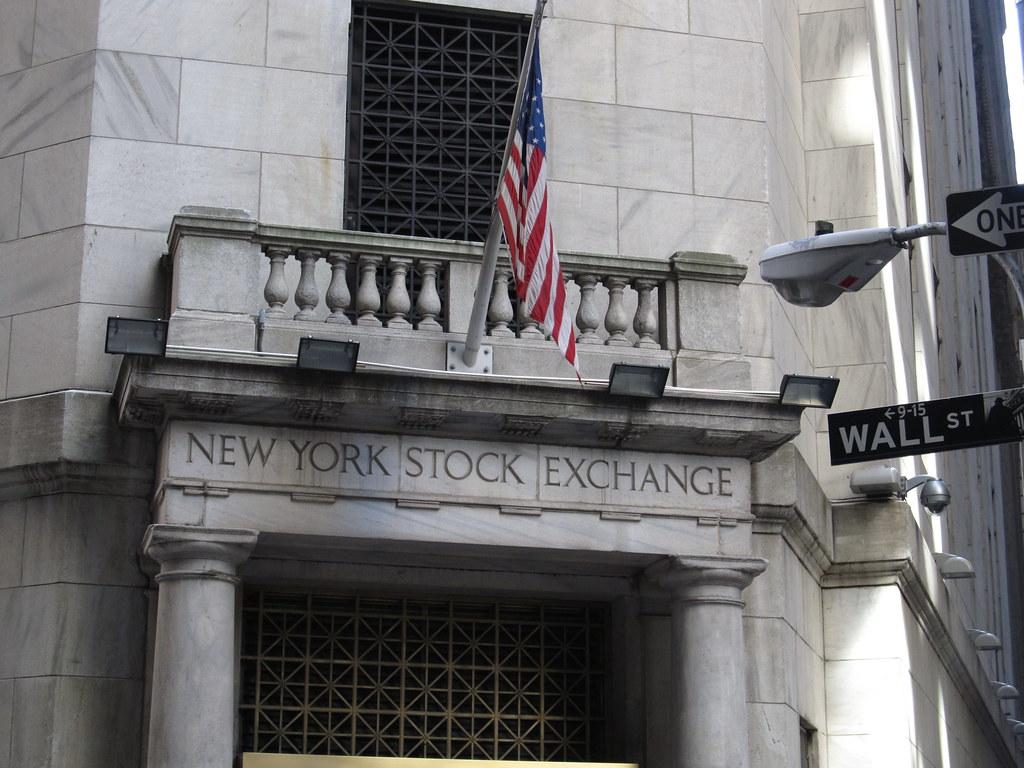 1024x768 Wall Street and the New York Stock Exchange. The heart of A