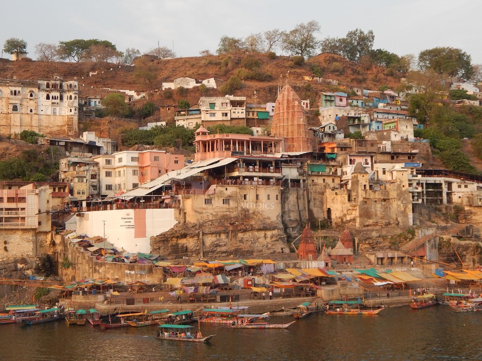 1600x1200 Ghats of Narmada