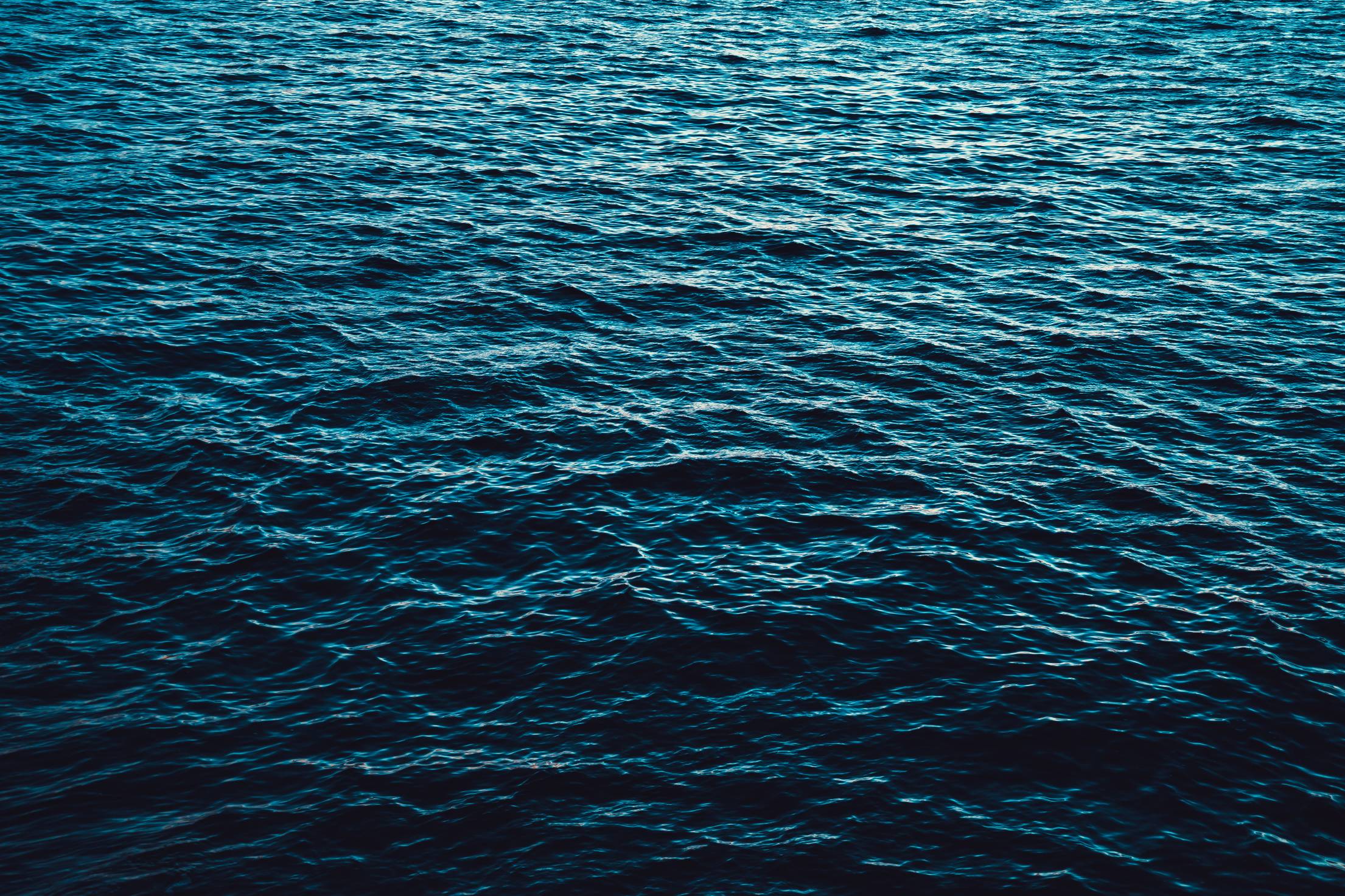 2210x1473 Calm Sea Wallpaper