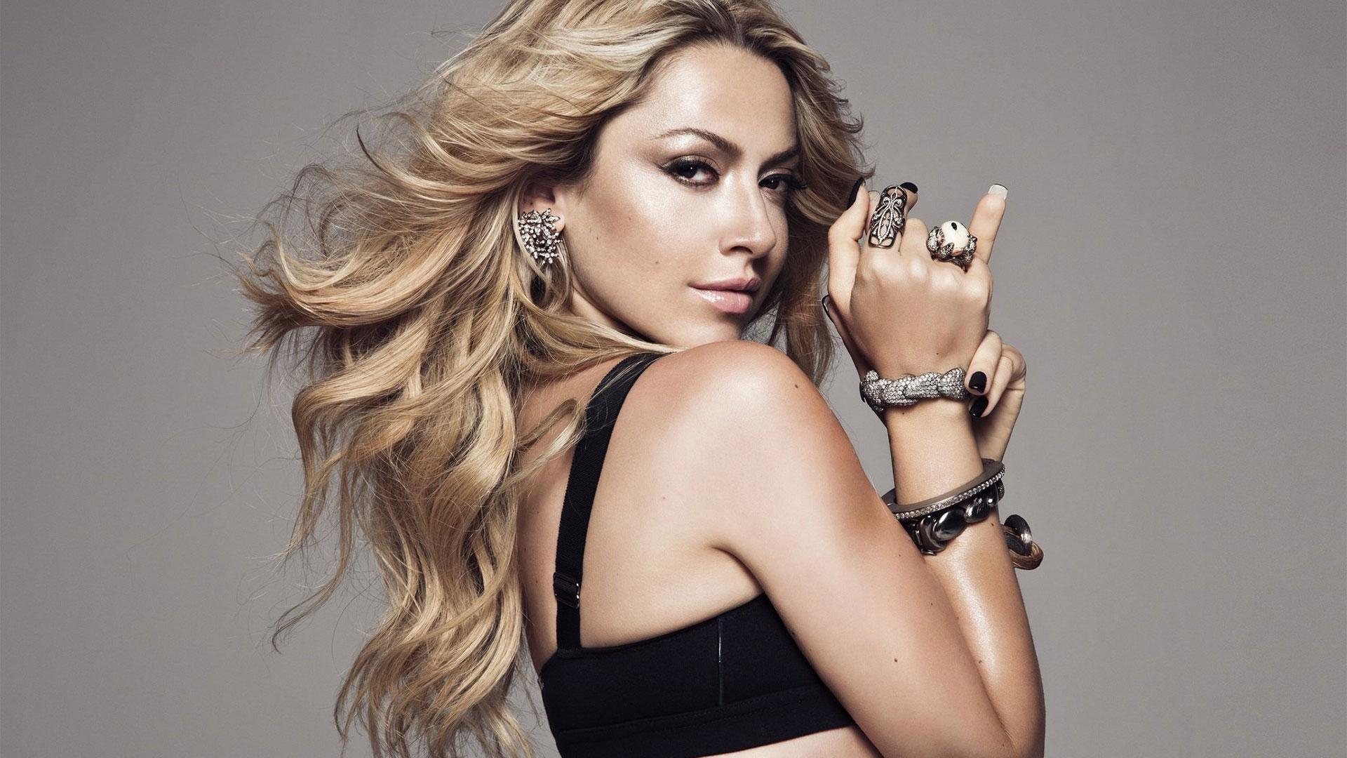 1920x1080 Hadise