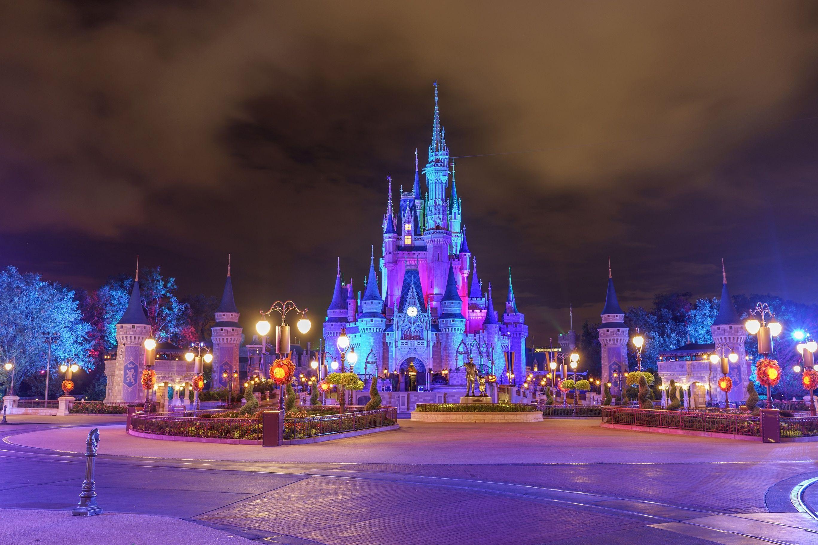 2736x1824 Disneyland After Dark 4K UltraHD Wallpaper. Wallpaper Studio 10