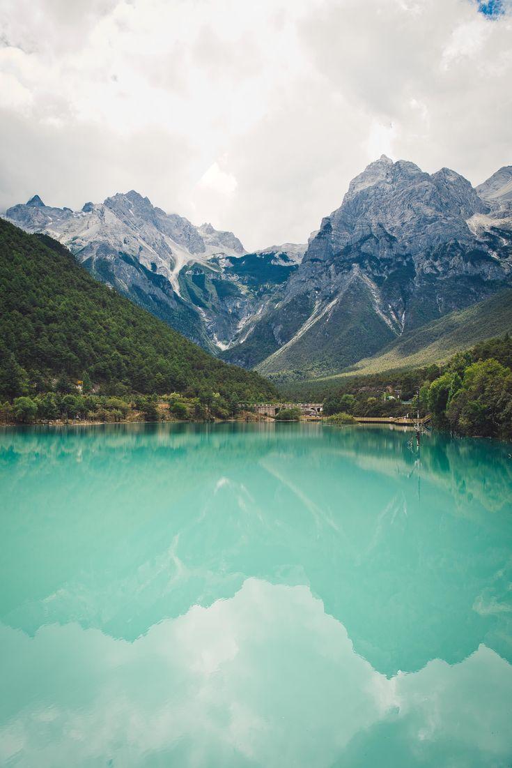 735x1101 Hot Summer's Day at Blue Moon Valley Yunnan China [4024x6024][OC]. Yunnan, Places to travel, Adventure travel