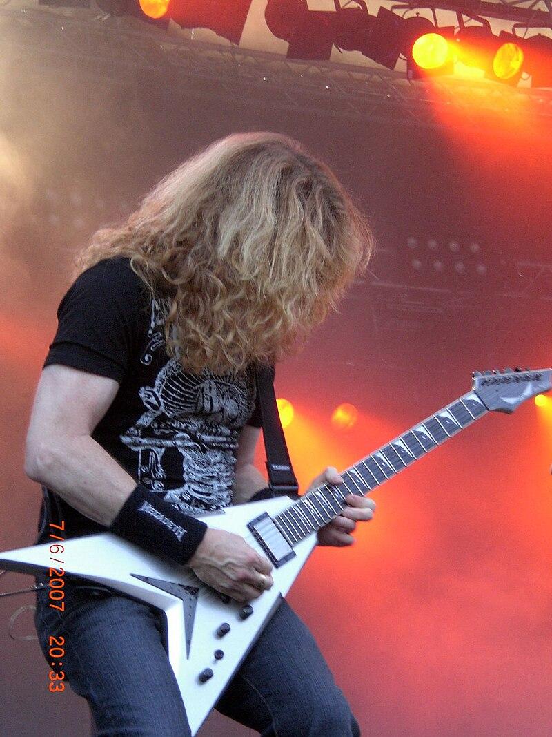 800x1067 DaveMustaine