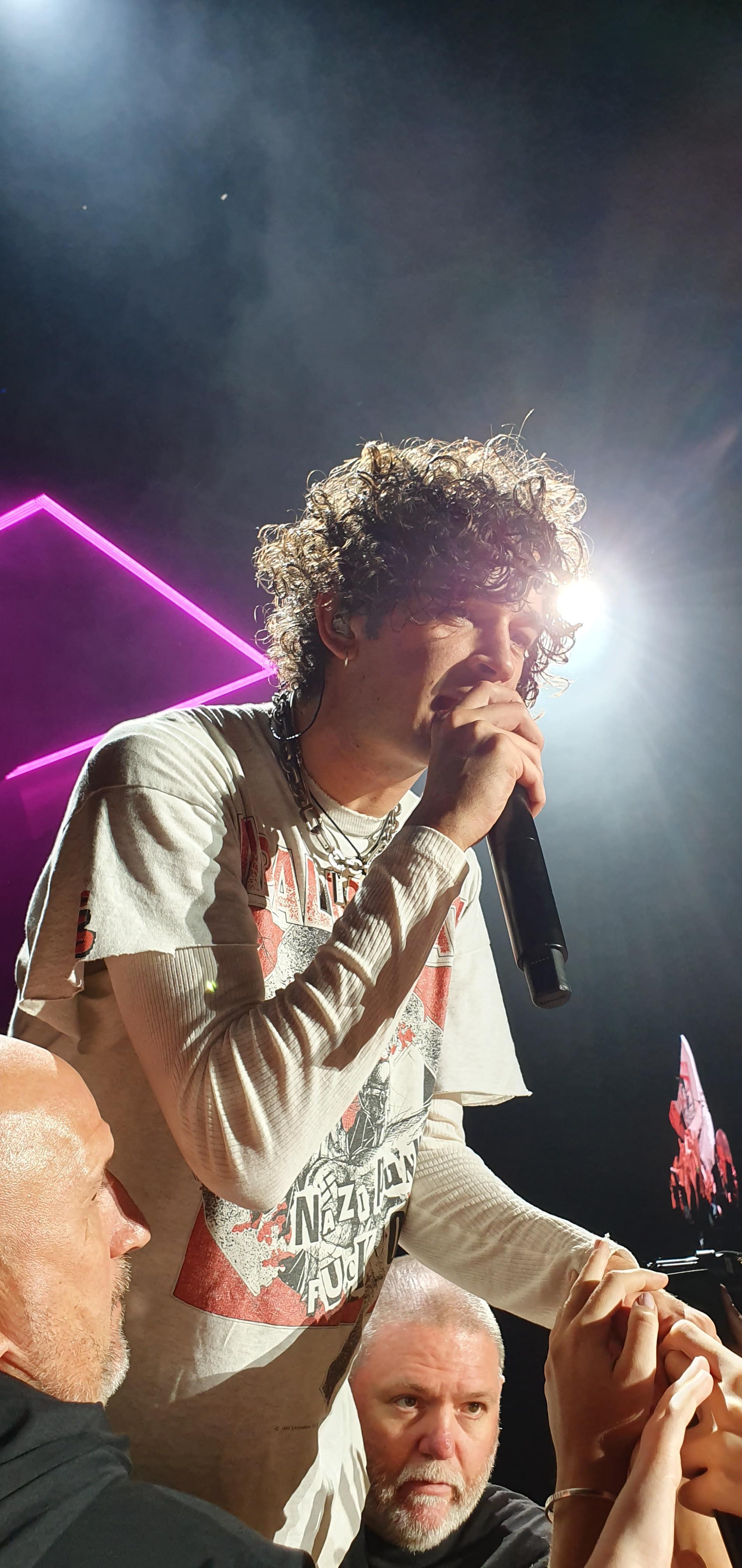 1908x4032 I'VE JUST BEEN THIS CLOSE TO MATTY HEALY AND I'M STILL IN DISBELIEF