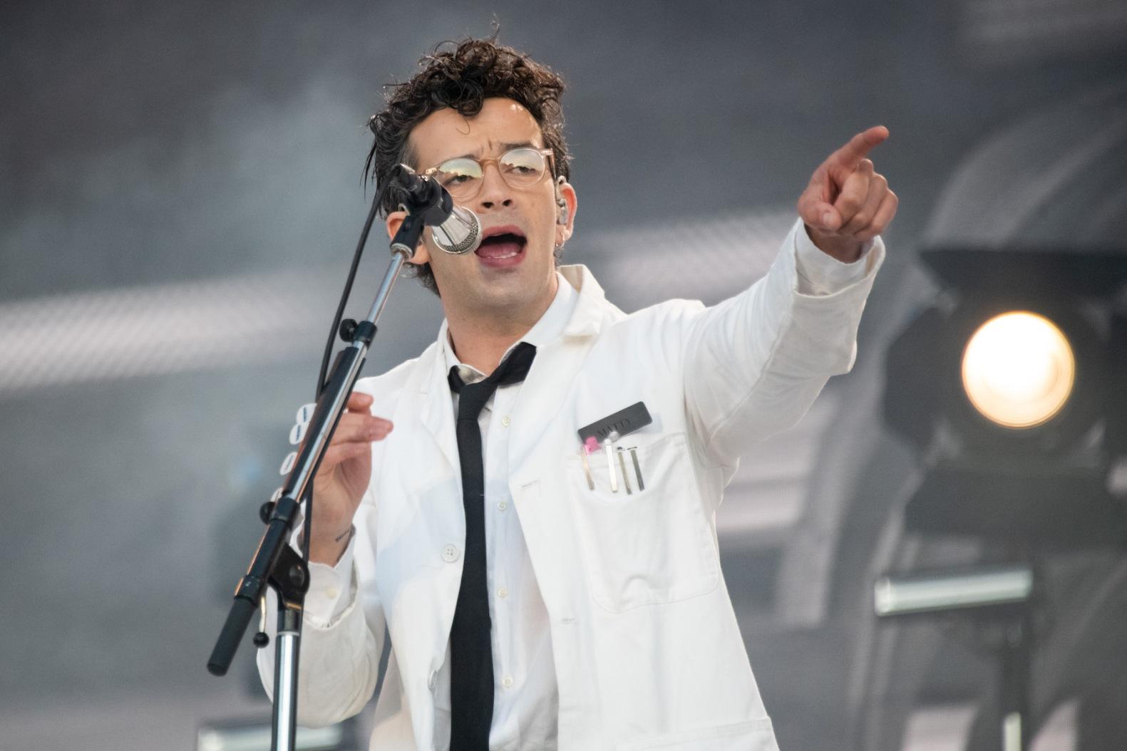 1581x1054 Matty Healy Vaguely Addresses Taylor Swift Dating Rumors