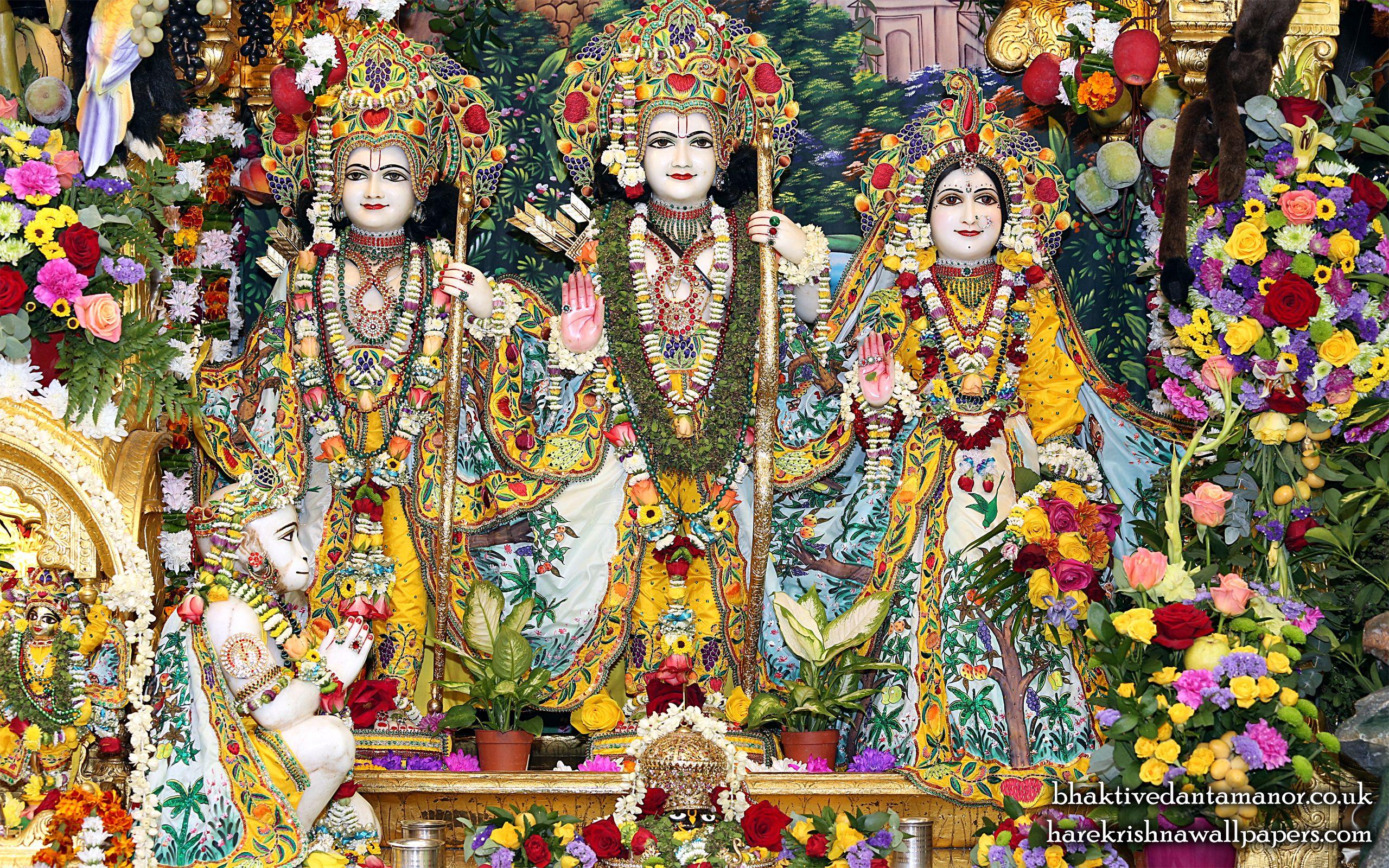 2560x1600 To view Sita Rama Laxman Hanuman Wallpaper of Bhaktivedanta Manor in difference sizes visit. Hanuman wallpaper, Hanuman, Wallpaper
