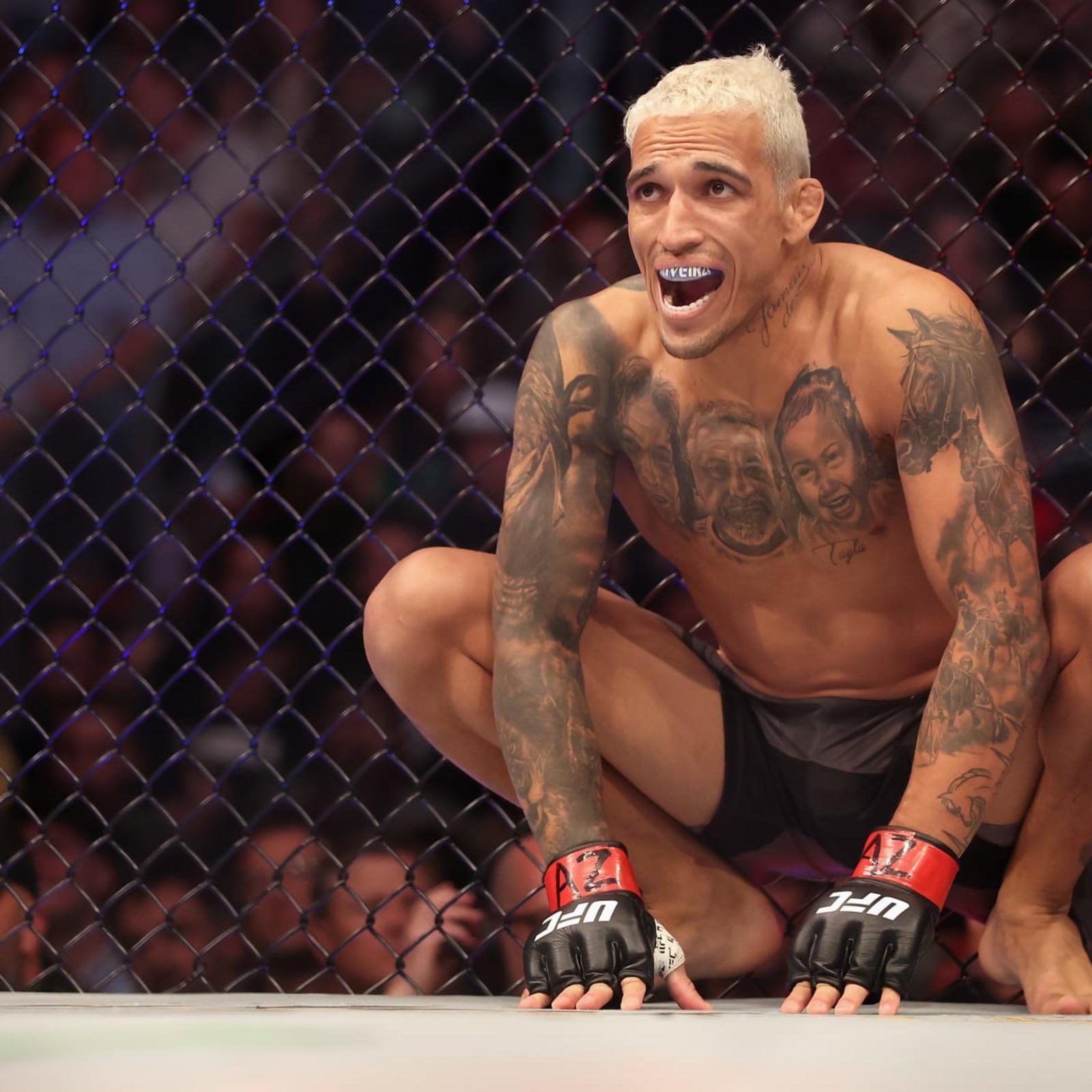 1600x1600 Charles Oliveira vs. Islam Makhachev