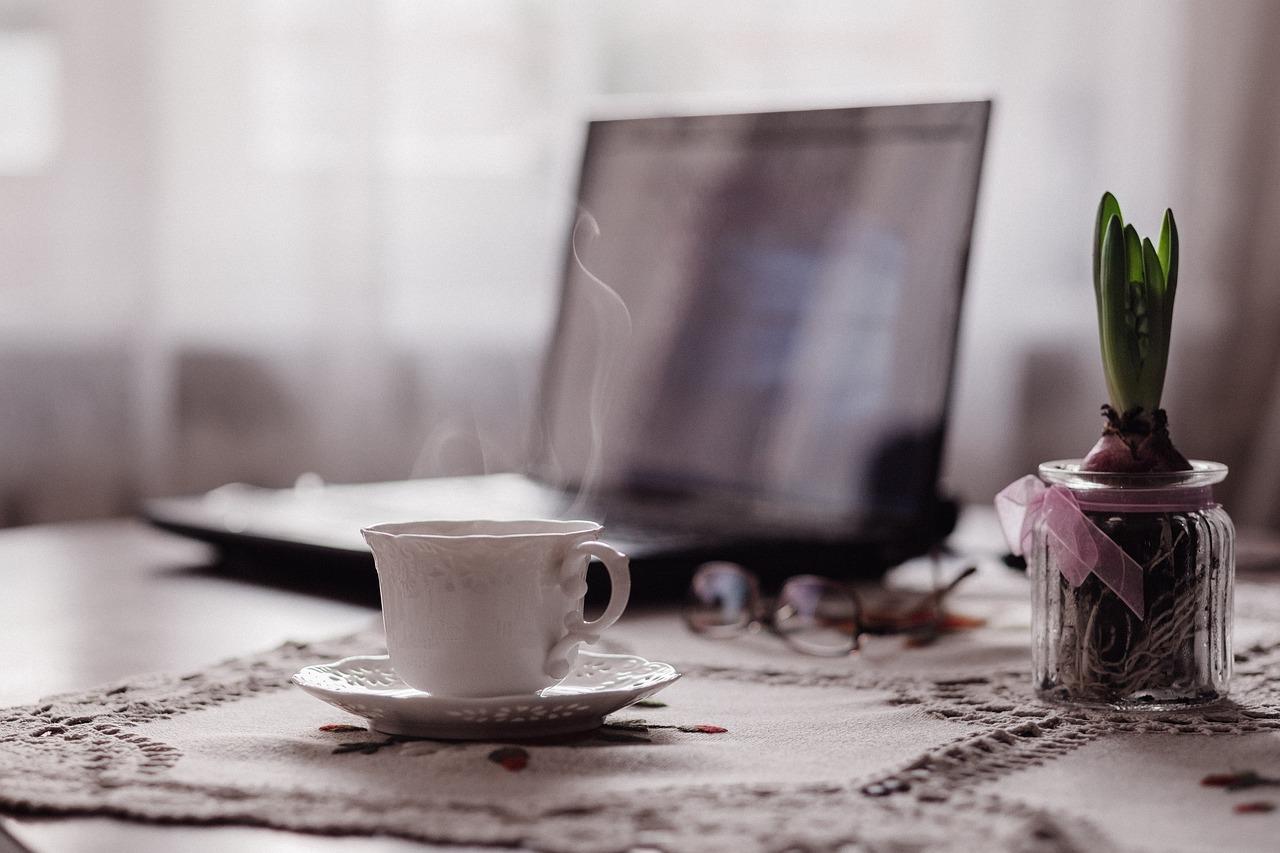 1280x853 Coffee Laptop Breakfast