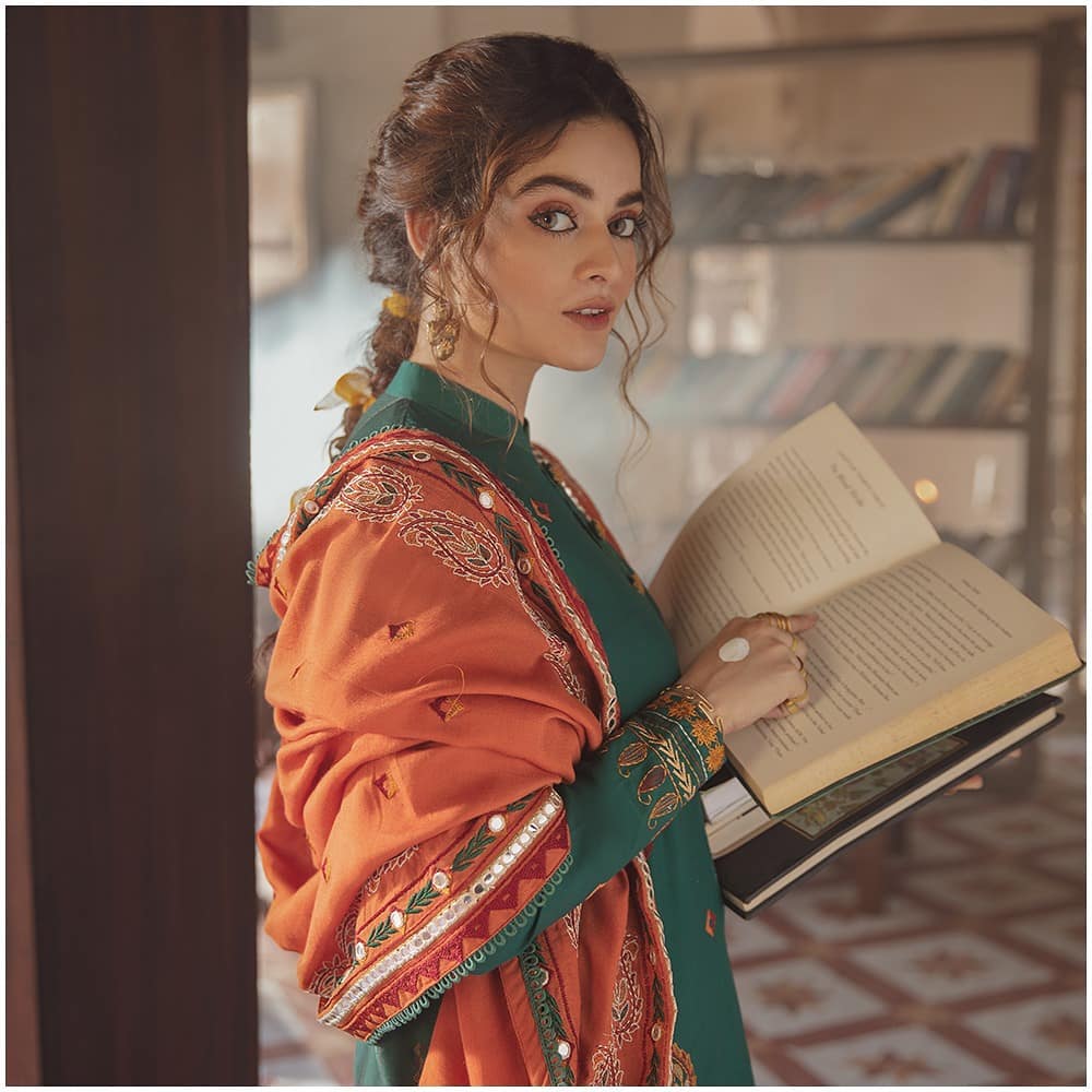 1000x1000 Public Criticism On Minal Khan's Honeymoon Outfit