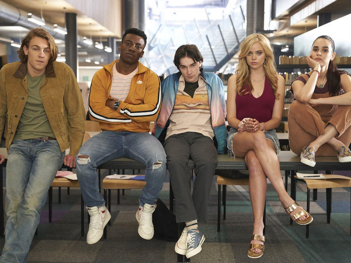 1400x1050 One Of Us Is Lying is Gossip Girl meets The Breakfast Club