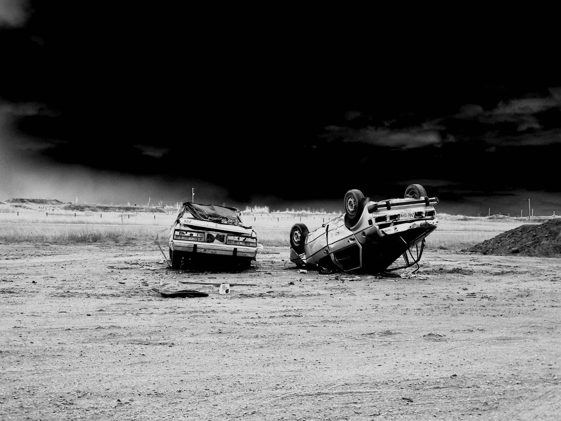 1920x1440 Download Grayscale Car Accident Wallpaper