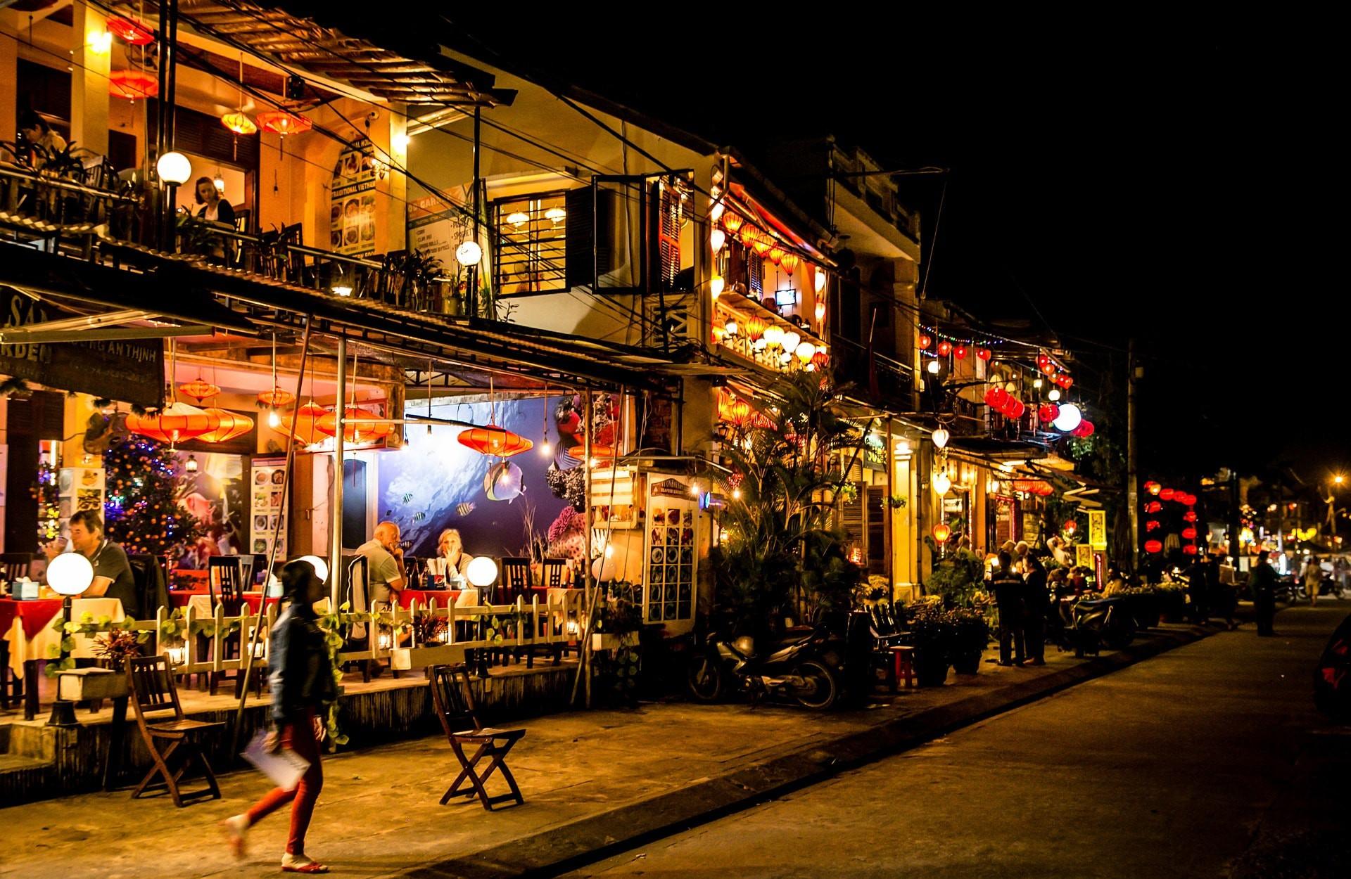 1920x1250 Magical Photo of Hoi An, Vietnam