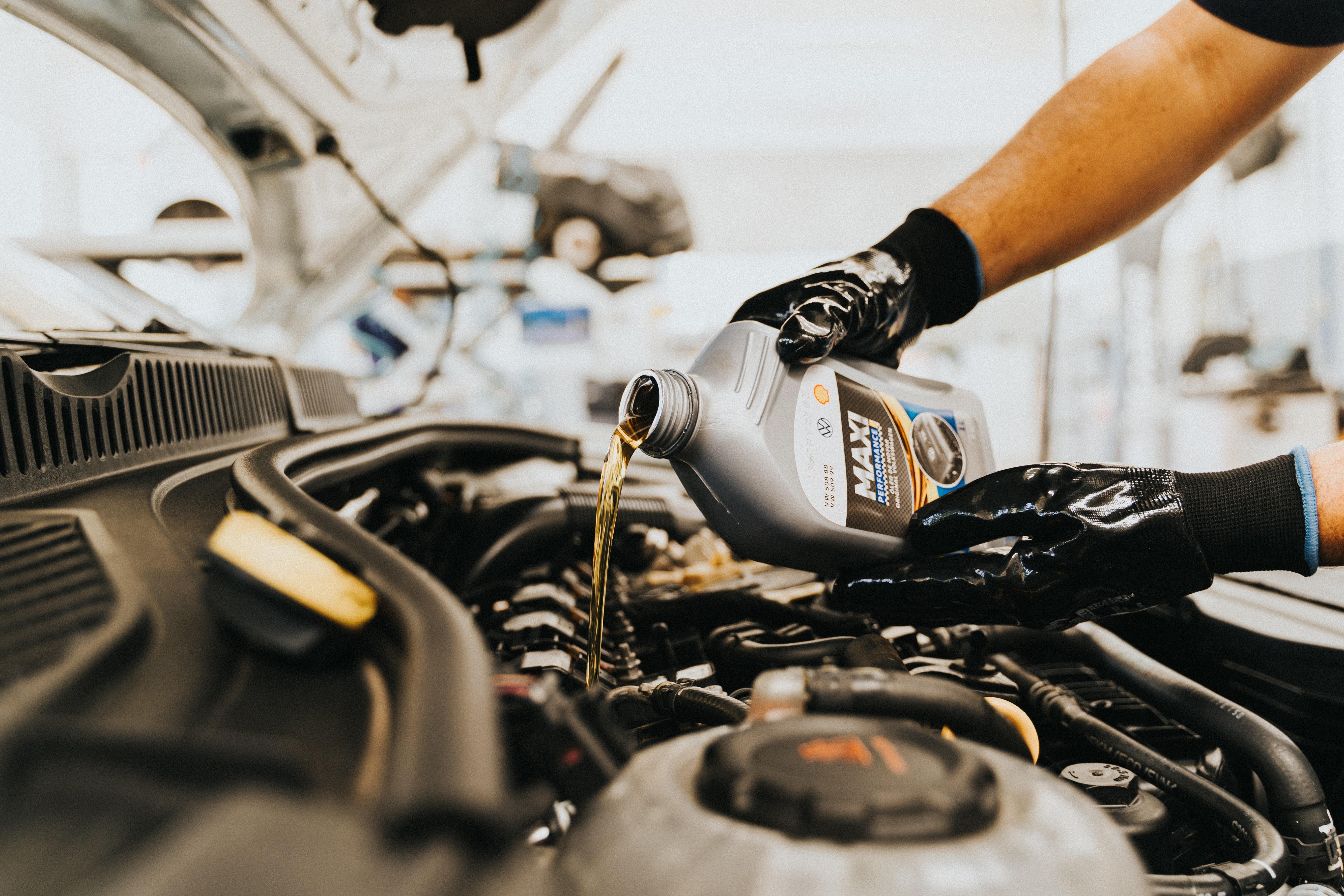 5329x3553 Engine Oil Photo, Download The BEST Free Engine Oil & HD Image