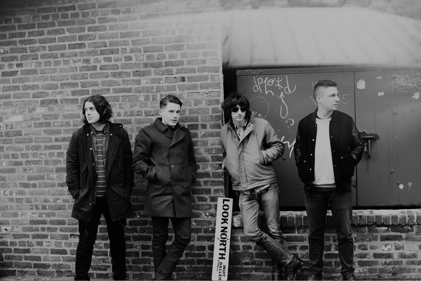 1350x900 Arctic Monkeys photo, pics, wallpaper