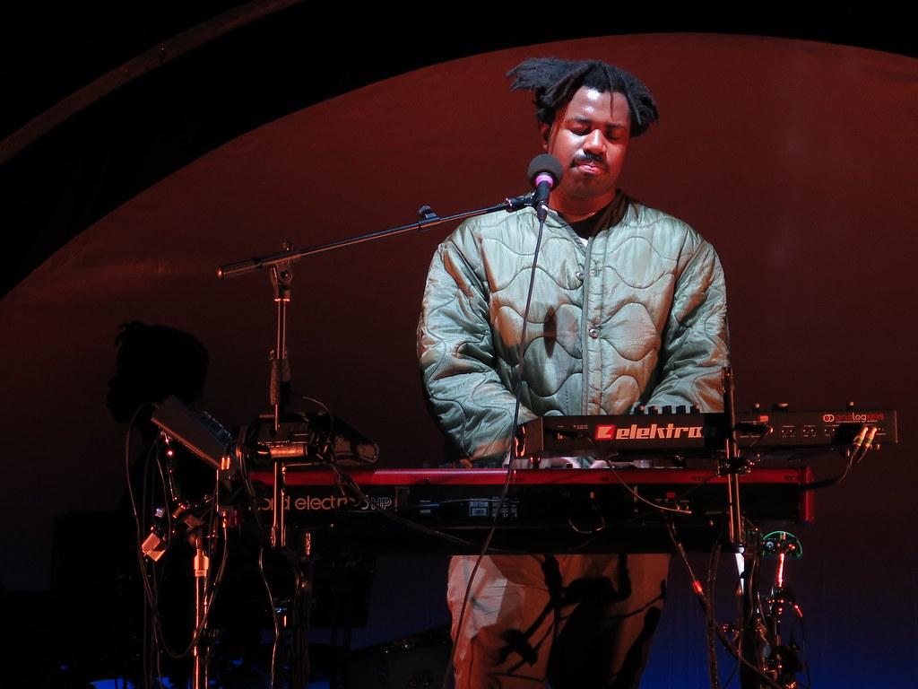 Sampha Wallpapers - Top Free Sampha Backgrounds - WallpaperAccess