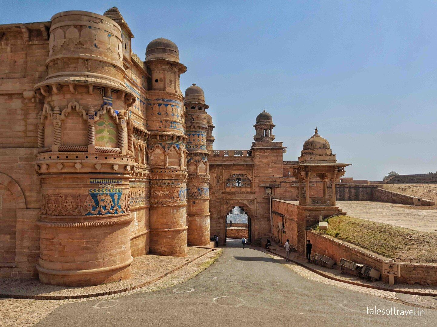 1443x1082 Jaw dropping history of Gwalior Fort of Travel