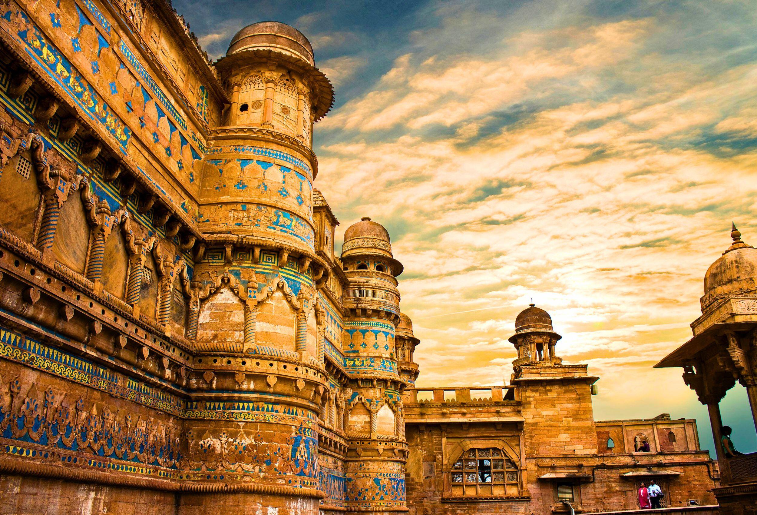 2500x1700 Unusual Picture Showing Architectural Marvel Of Gwalior Fort