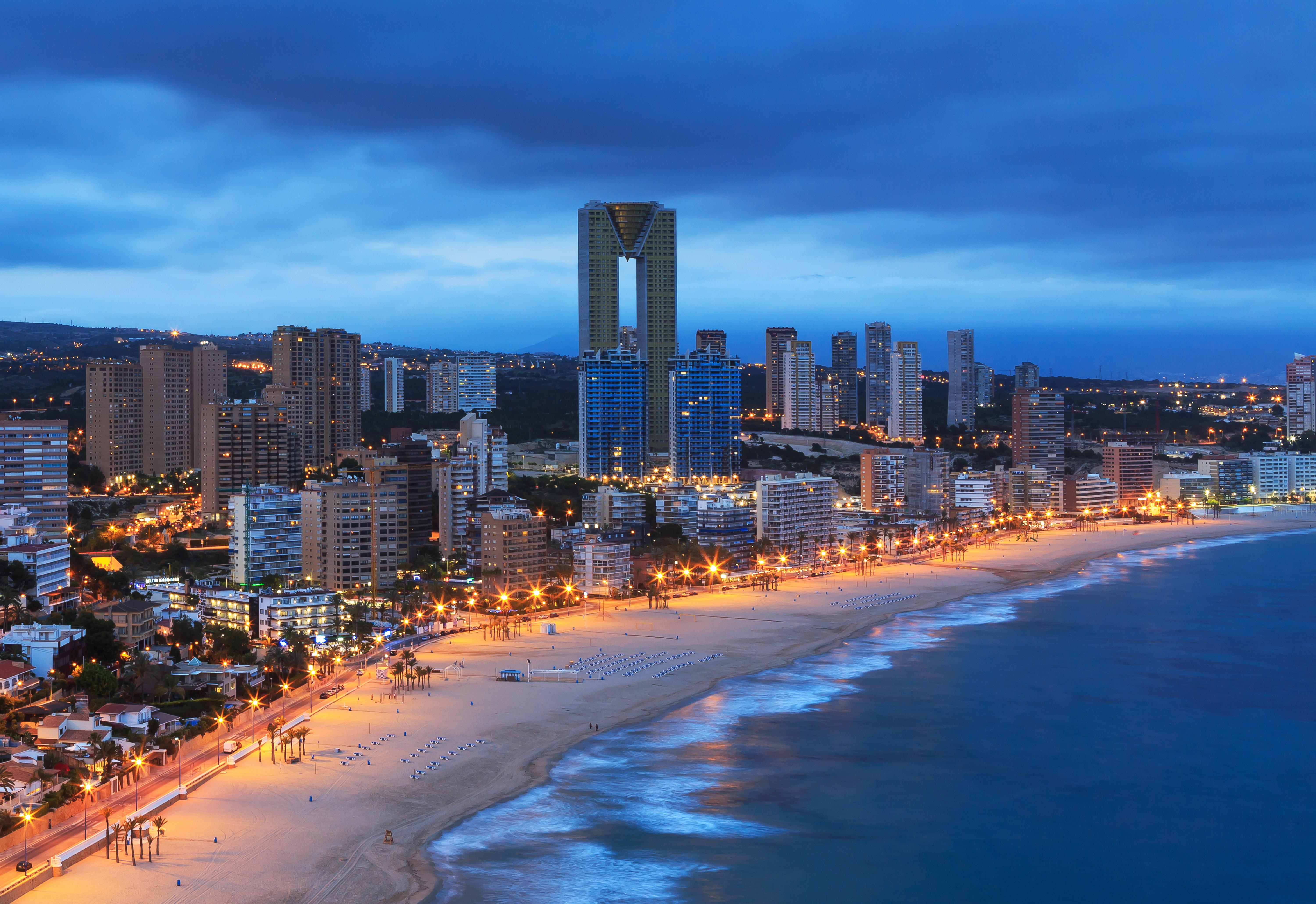 5999x4119 Best deals for Benidorm with prices from just £160pp in October