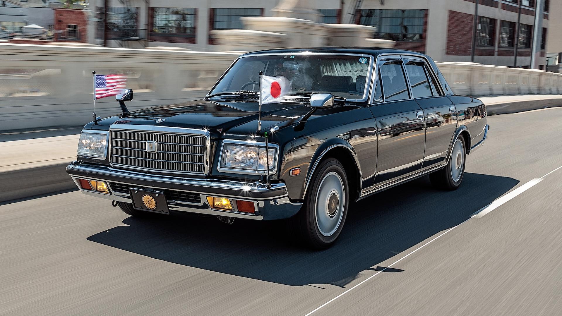 1920x1080 Toyota Century Review: We Drive Toyota's Rolls Royce