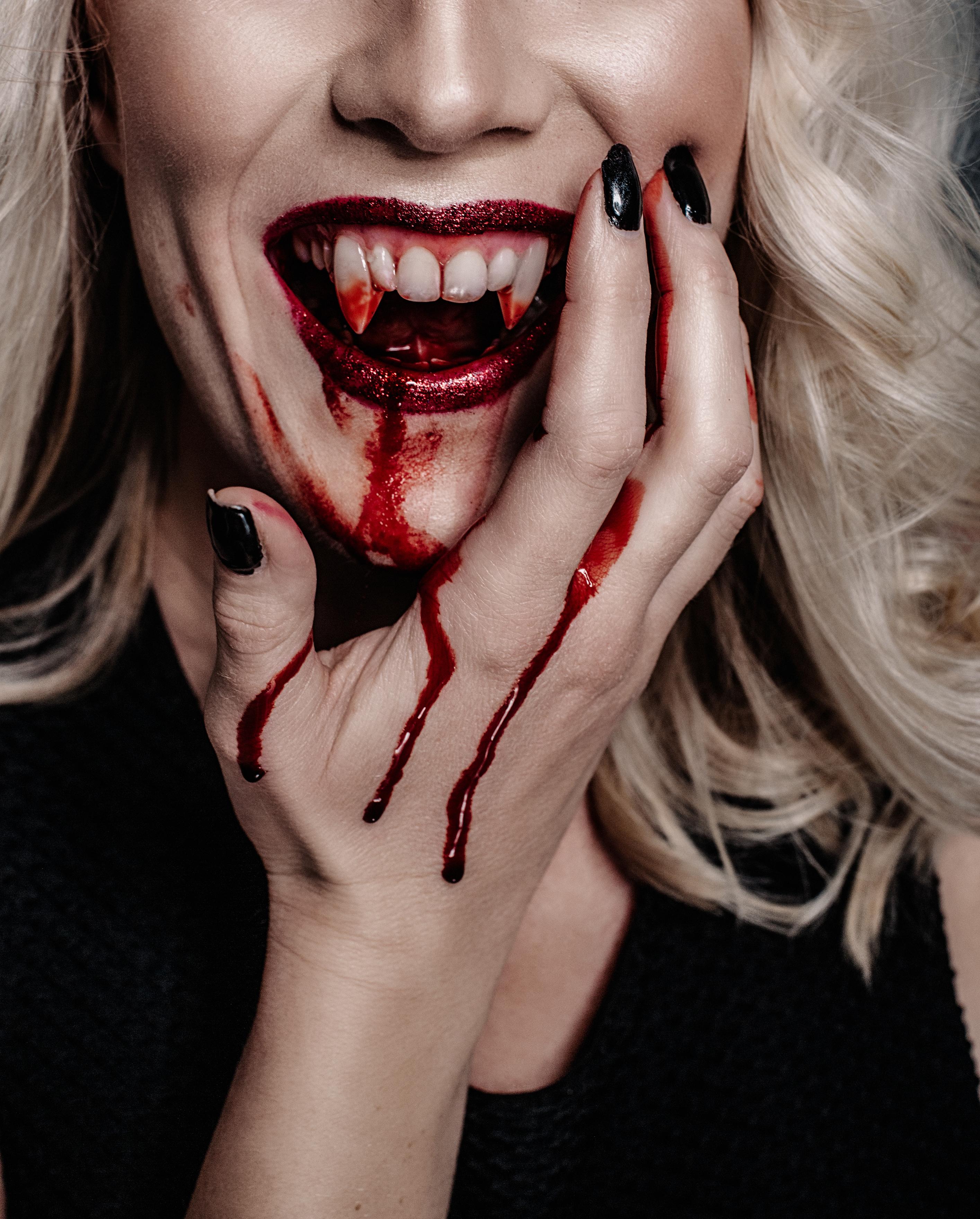 2829x3519 Dracula Untold