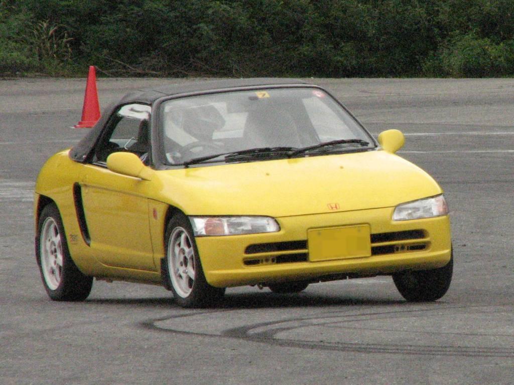 1024x768 Honda