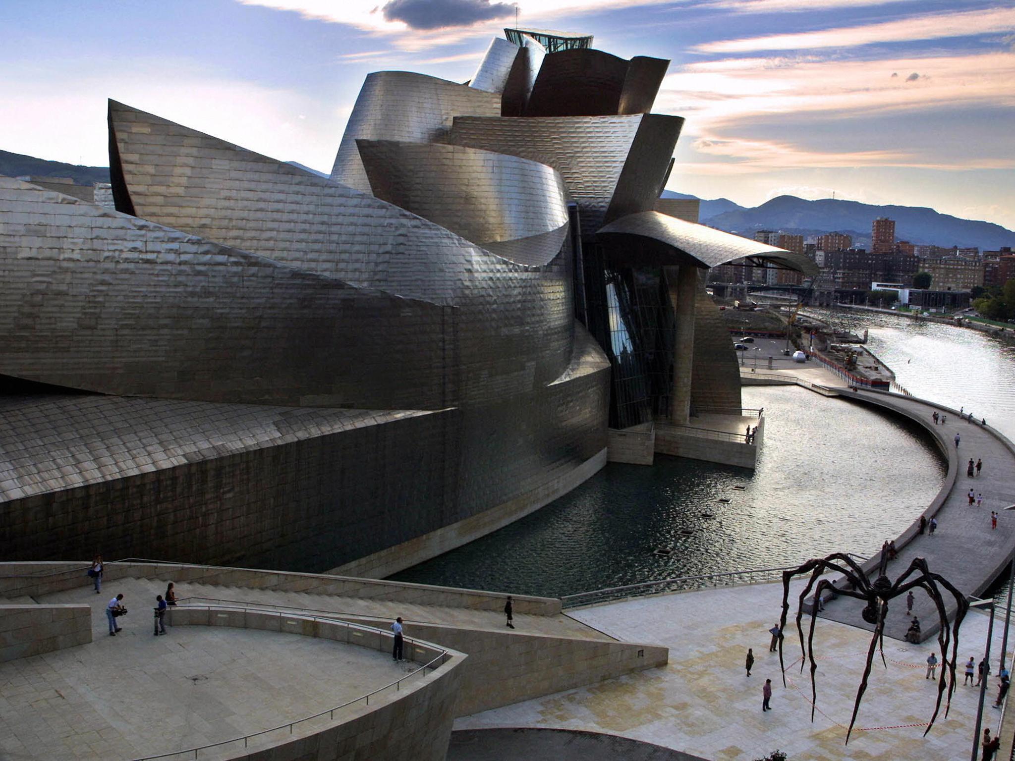 2048x1536 How stunning architecture like the Guggenheim in Bilbao breathes new life into tired cities