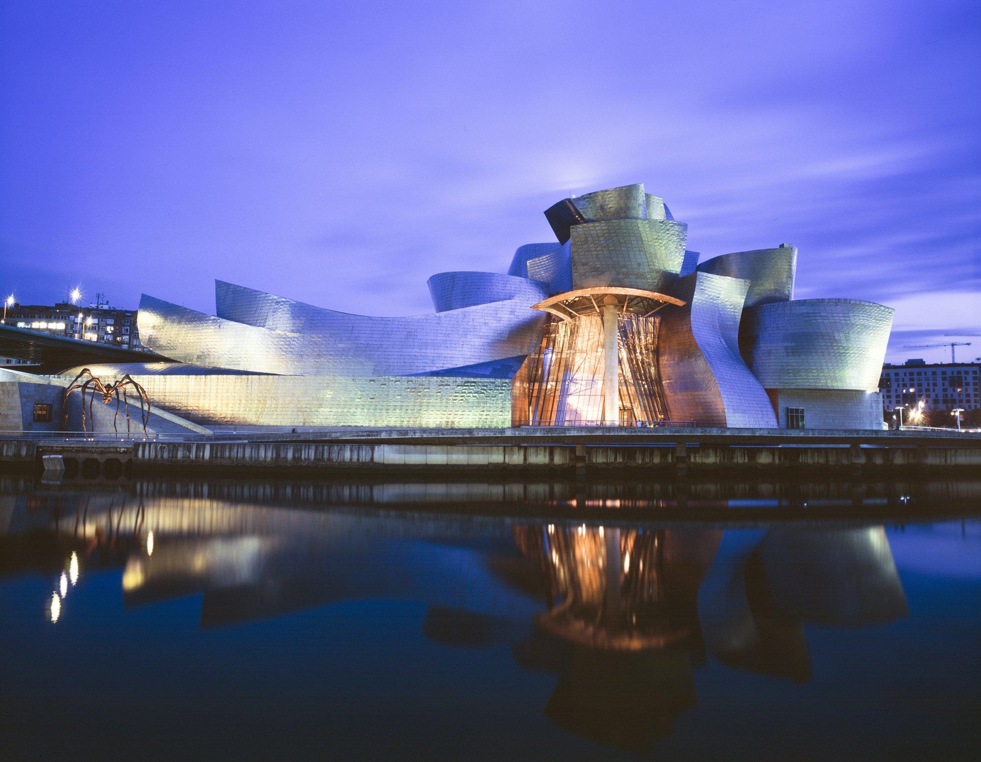 2000x1554 Architecture: Guggenheim Museum Bilbao