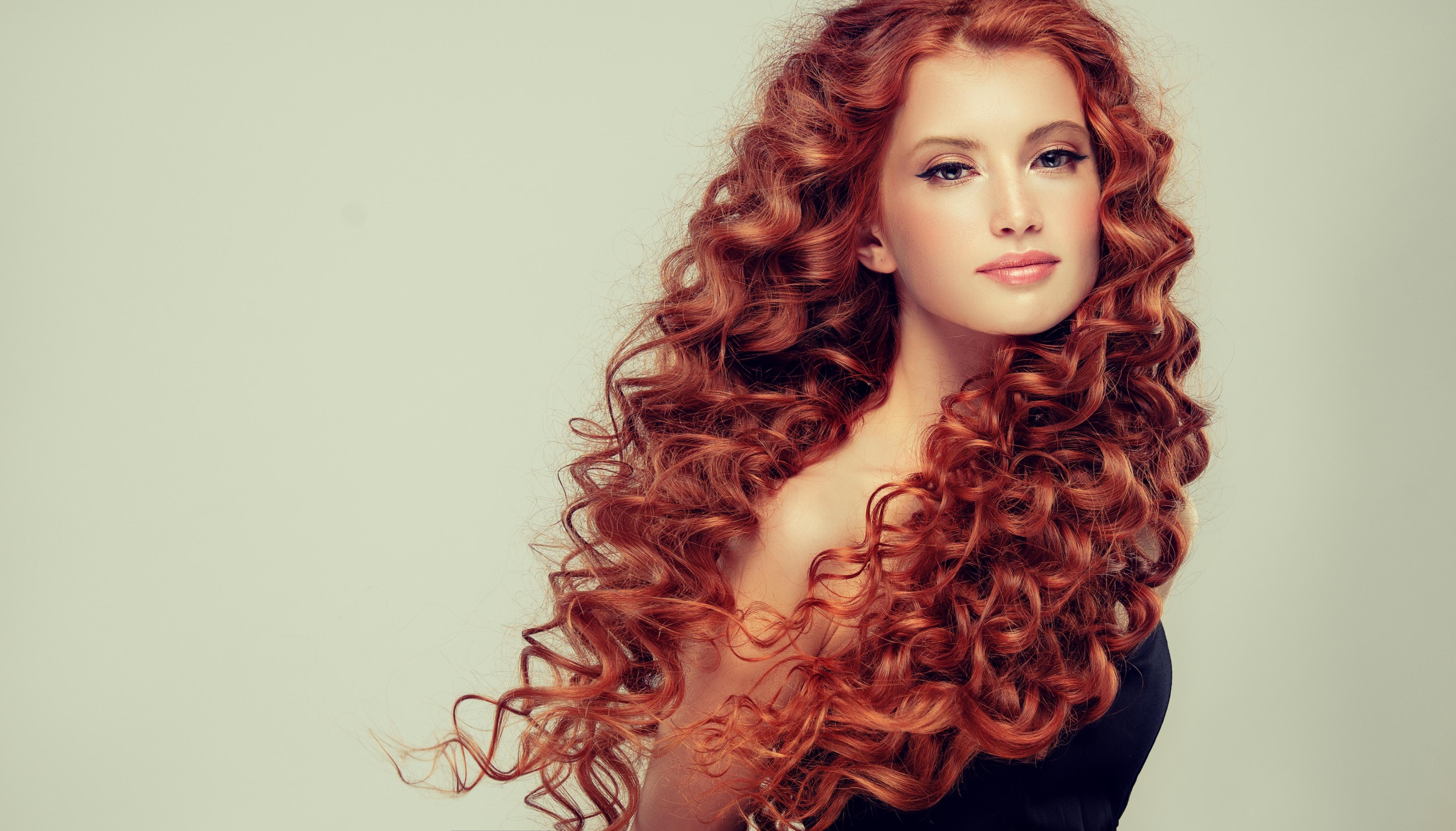 Beautiful Really Curly Hair Photo in HD Beautiful Really Curly Hair Photo in HD