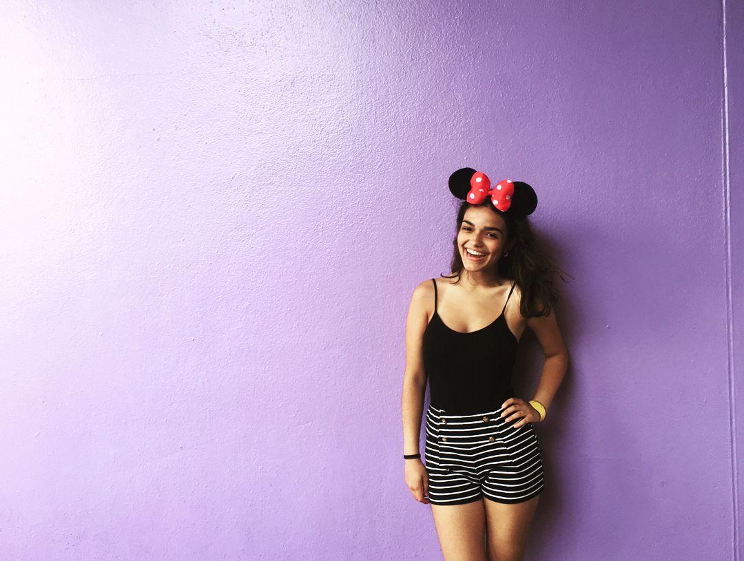 Rachel Zegler Wallpapers - Top Free Rachel Zegler Backgrounds