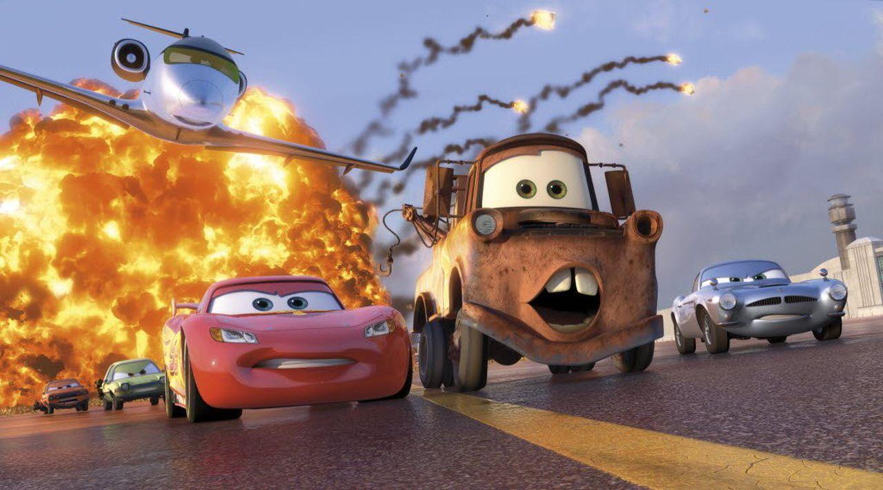 1280x711 Review: 'Cars 2' runs on fumes