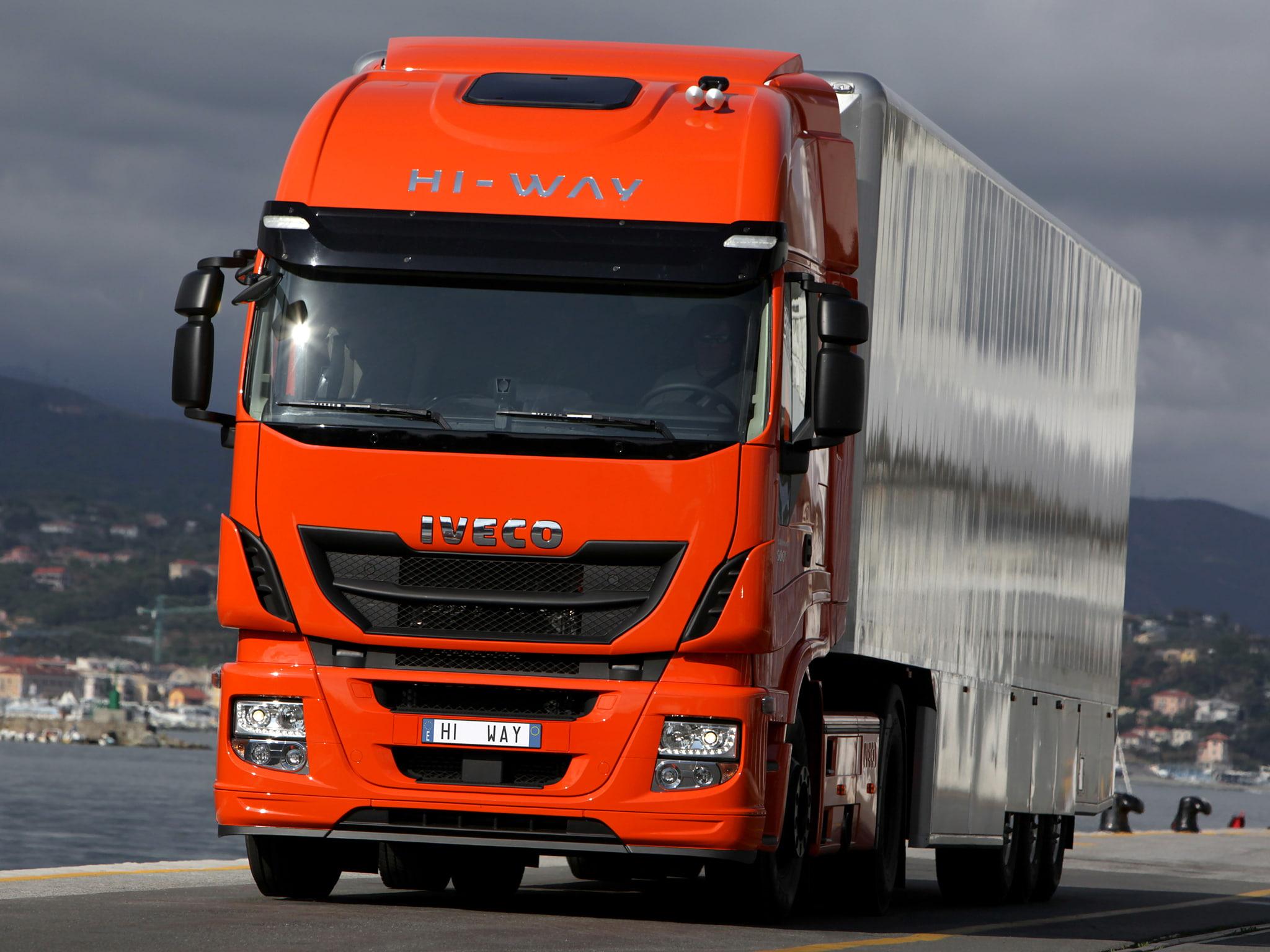 2048x1536 Wallpaper / truck, 1080P, stralis, tractor, hi way, iveco, rig, 4x semi, transport, interior free download