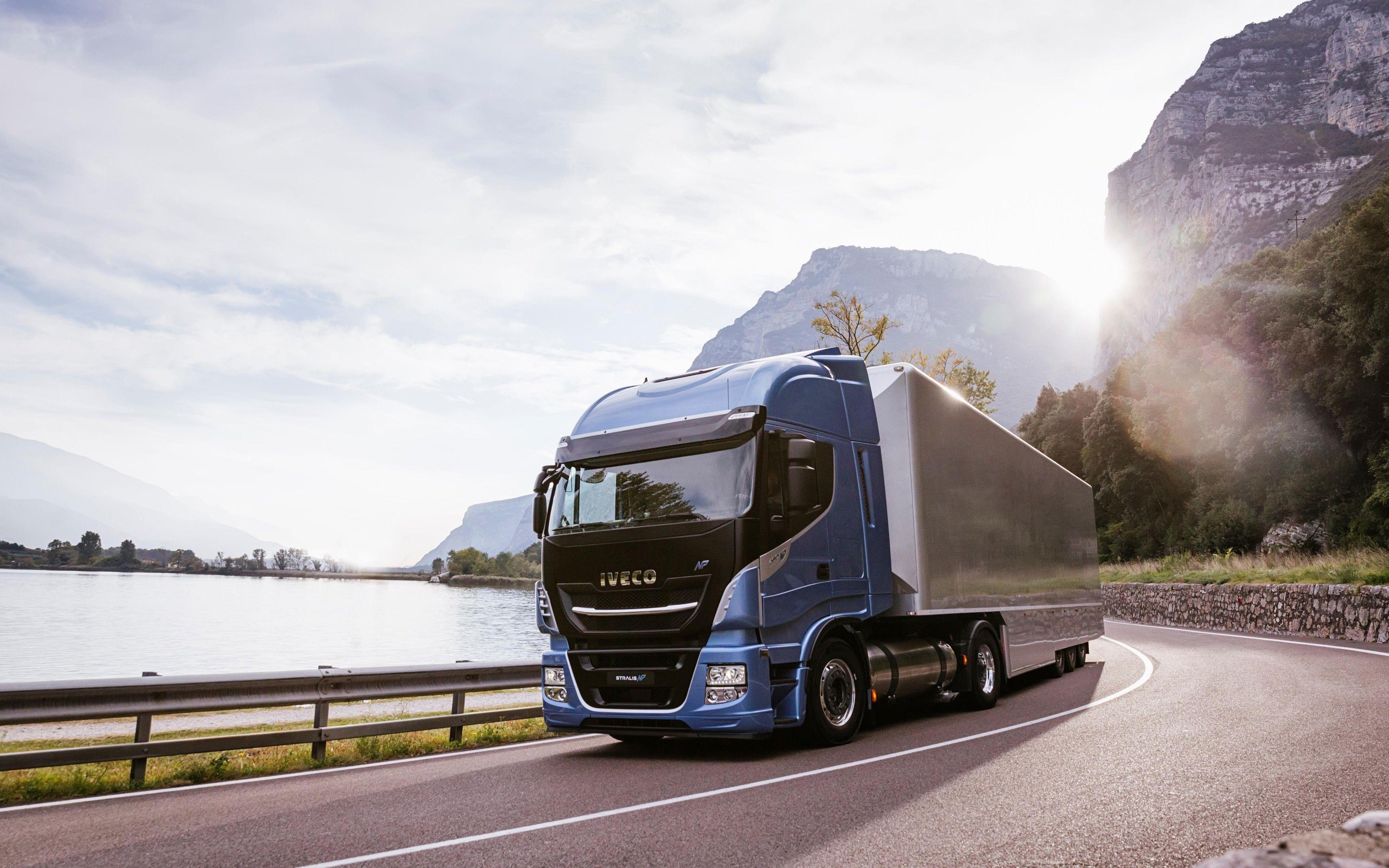 3840x2400 Iveco Truck Wallpaper