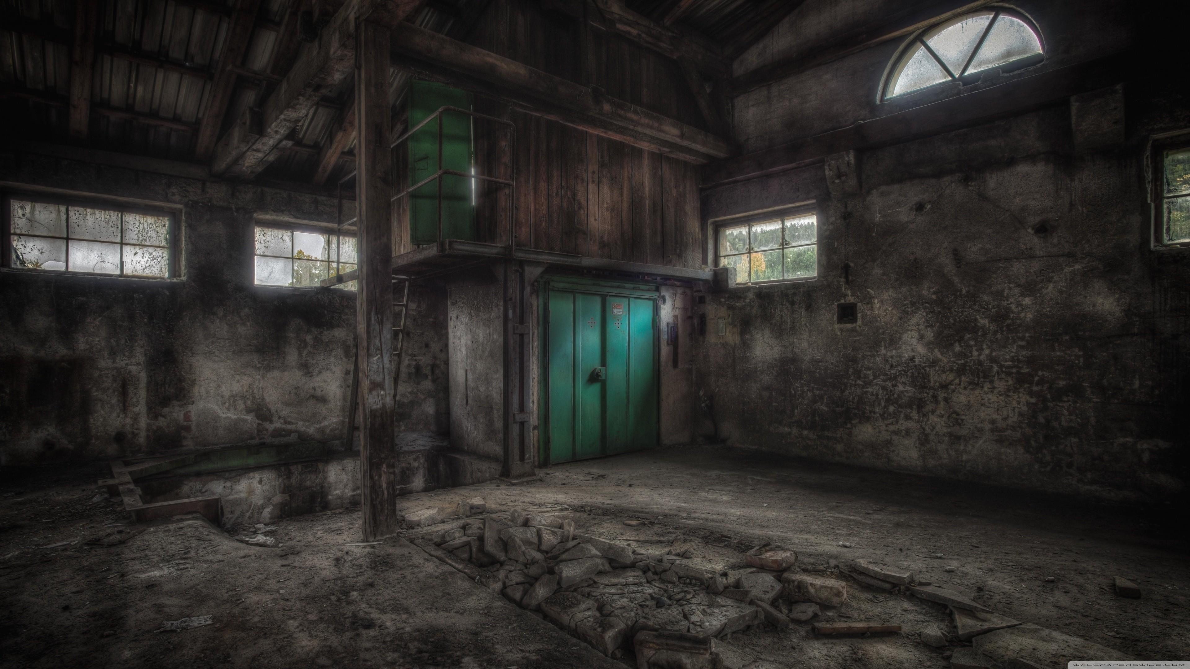 3840x2160 Abandoned Building Wallpaper