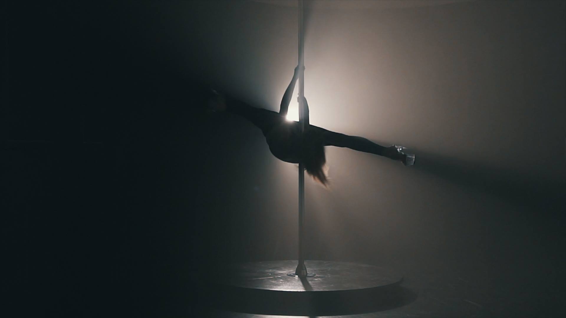 1920x1080 Pole Dance Wallpaper