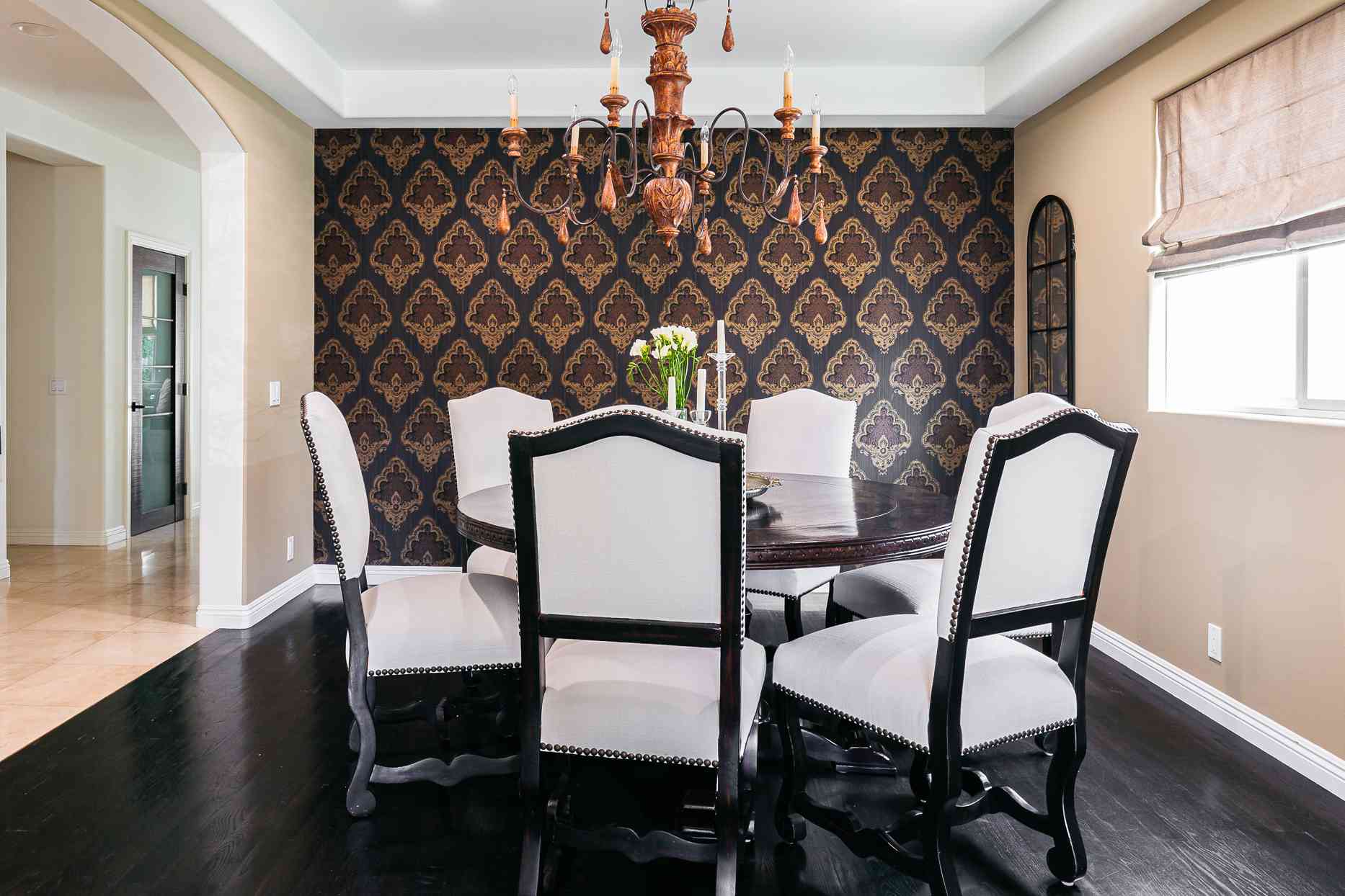 1866x1244 Amazing Dining Rooms With Wallpaper