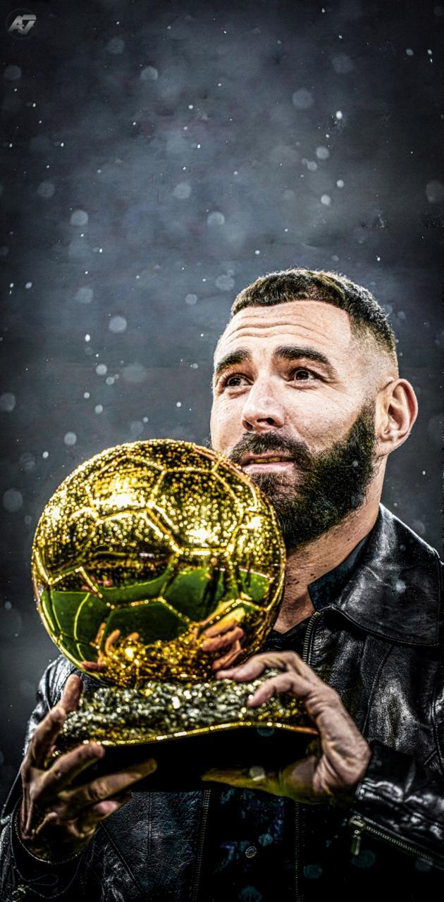 630x1280 Benzema ballon d'Or. wallpaper