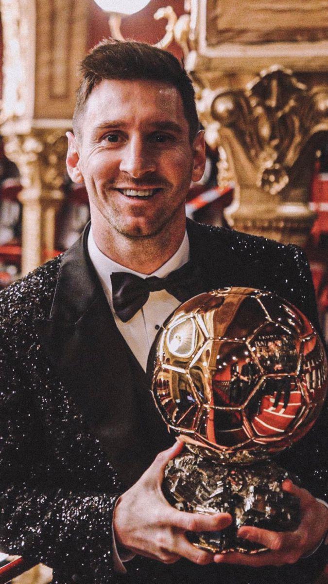 675x1200 FOOTBALL. Lionel messi wallpaper, Lionel messi, Cristiano ronaldo lionel messi