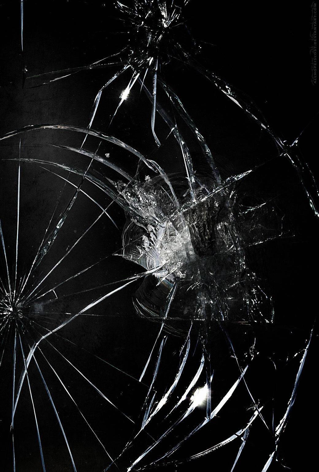 1040x1536 Cracked Screen Wallpaper